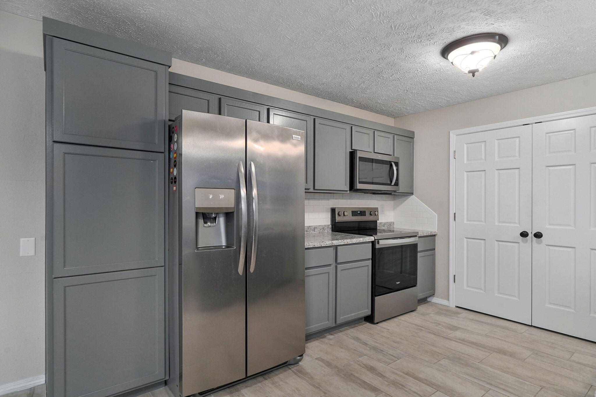 813 Galena Road Property Photo 13