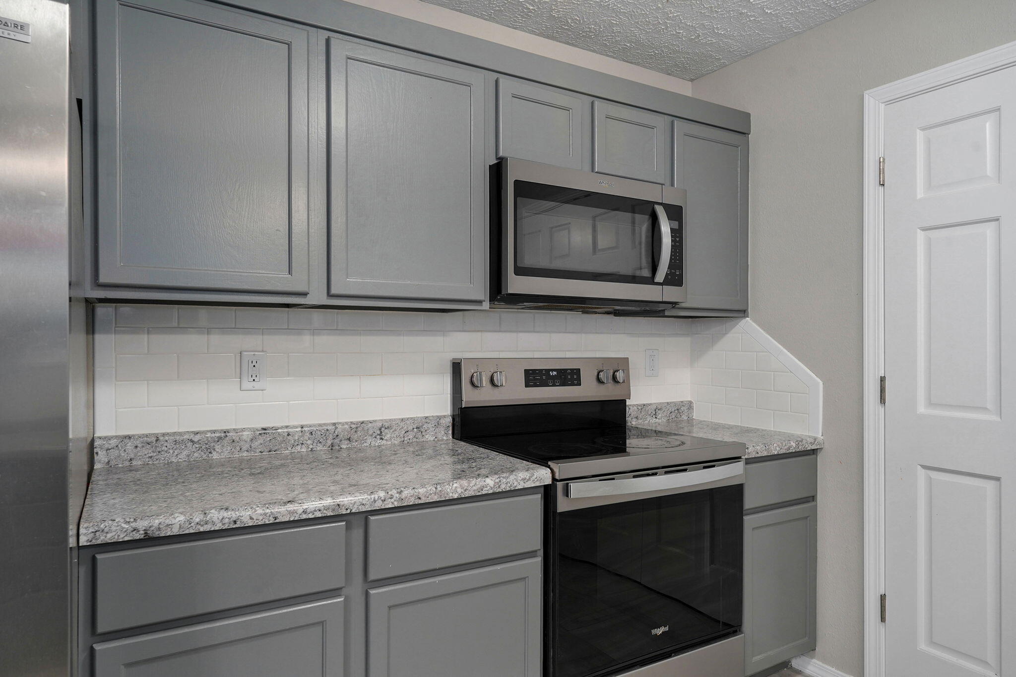 813 Galena Road Property Photo 14
