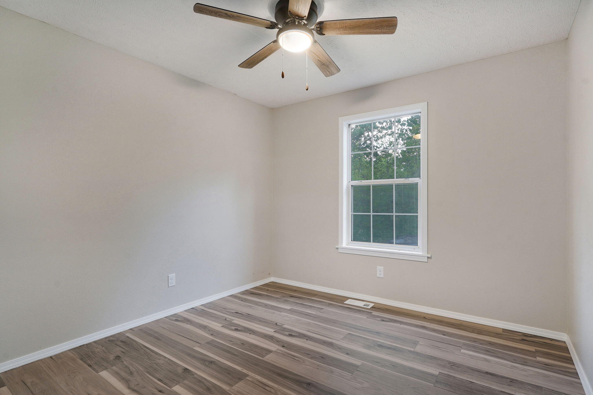813 Galena Road Property Photo 26