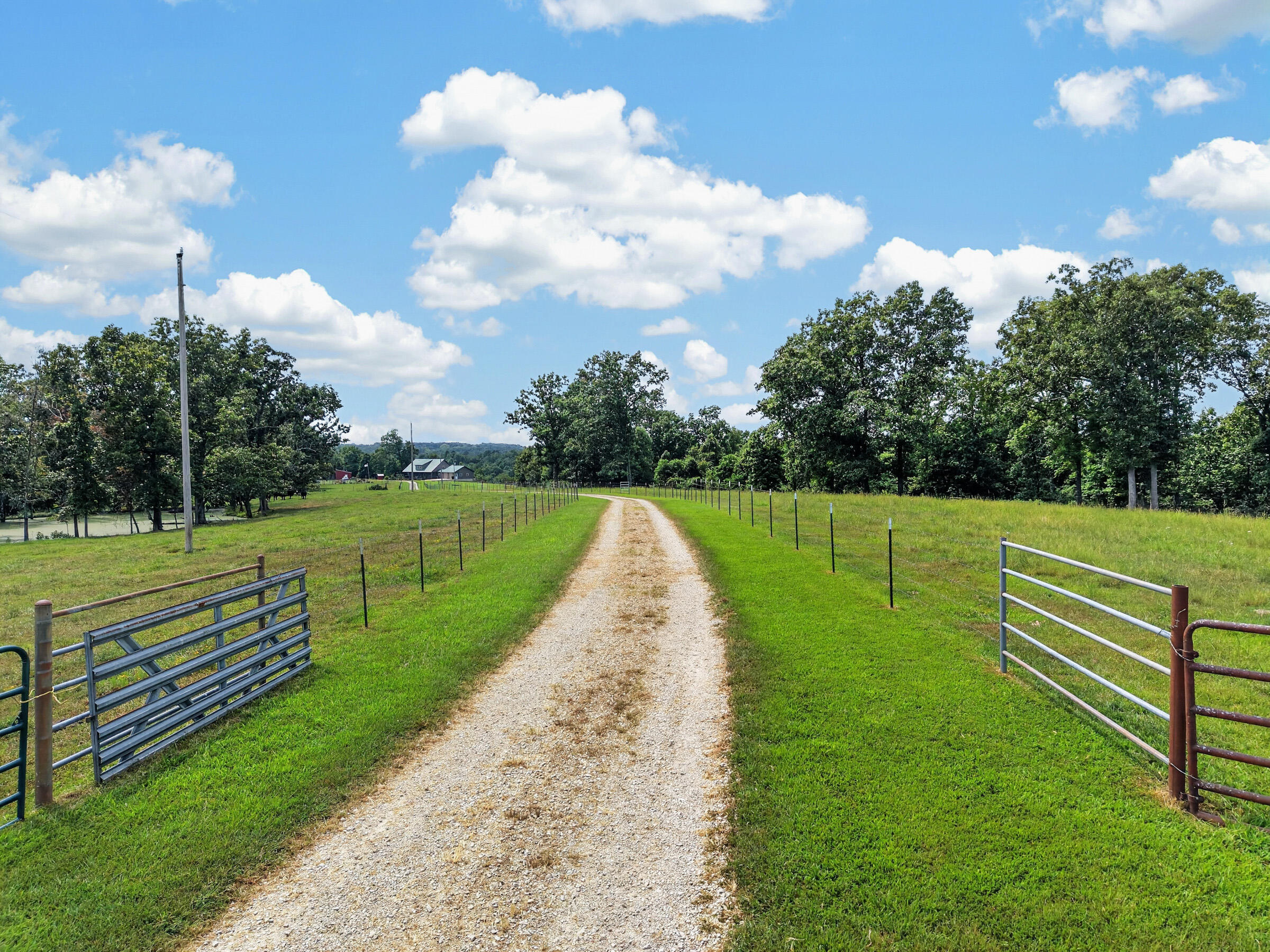 4083 State Route W Property Photo 13
