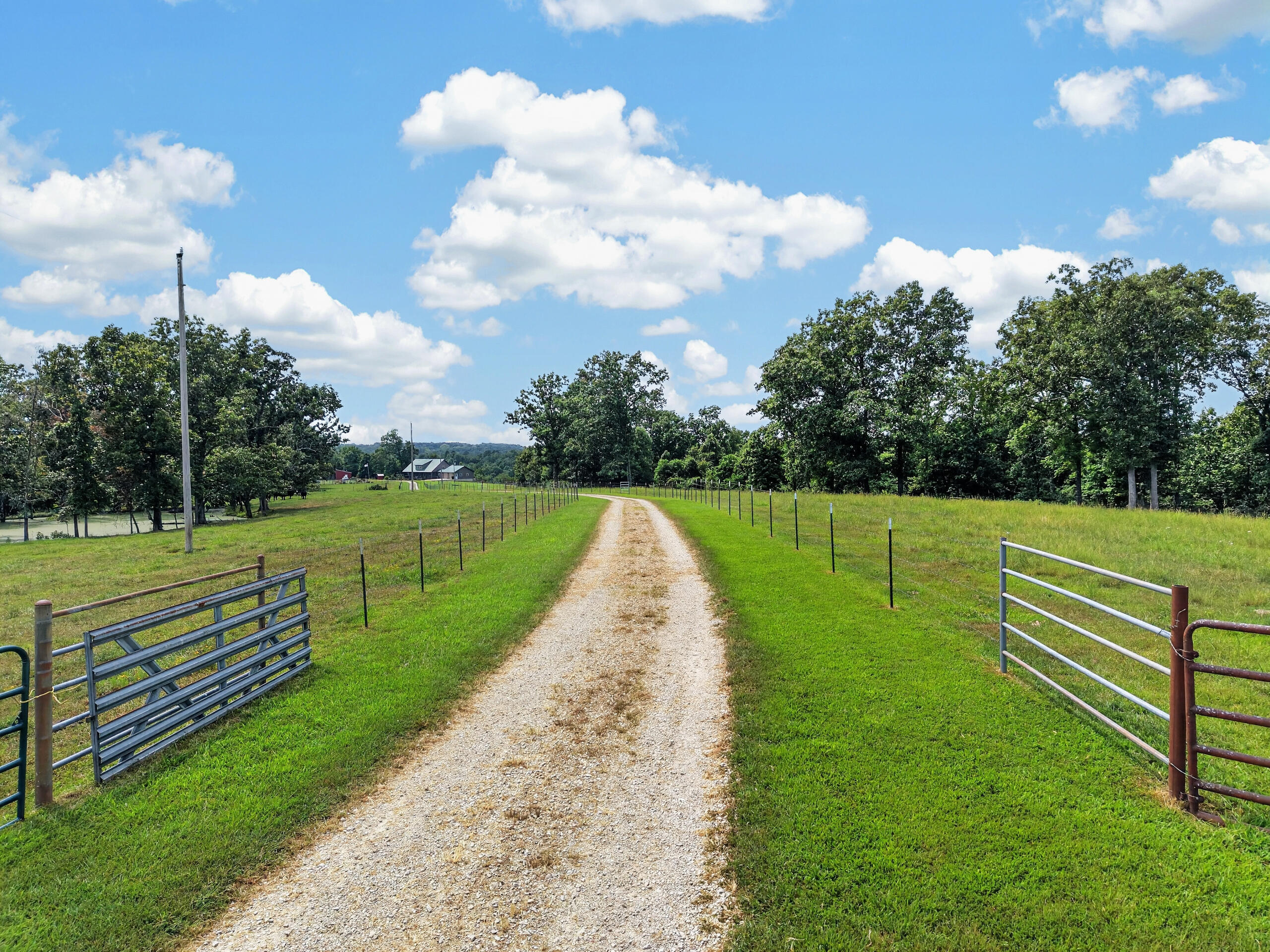 4083 State Route W Property Photo 41