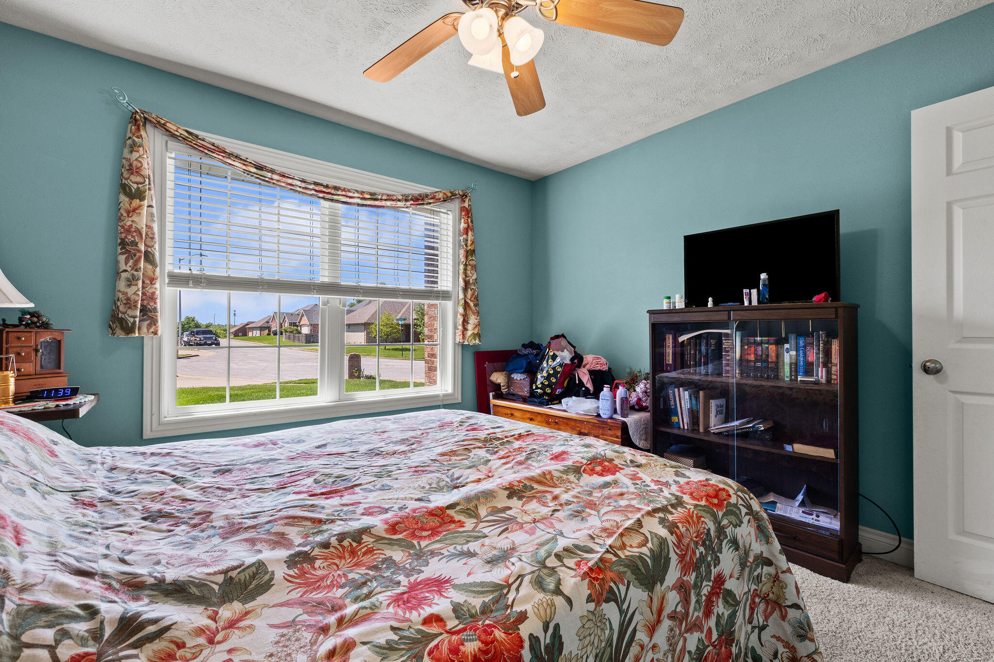 621 West Meadowgate Drive Property Photo 34