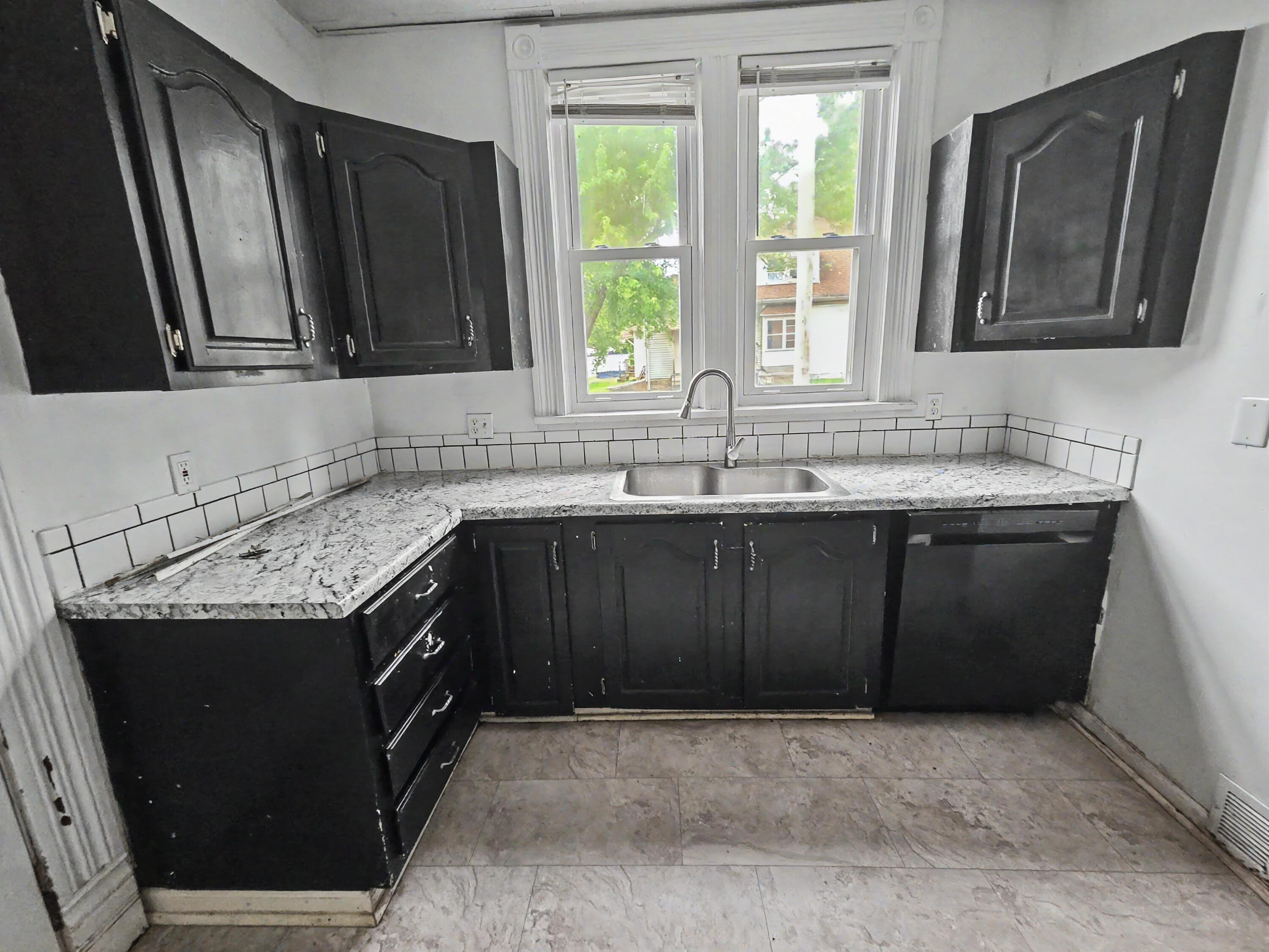 503 South New Avenue Property Photo 15