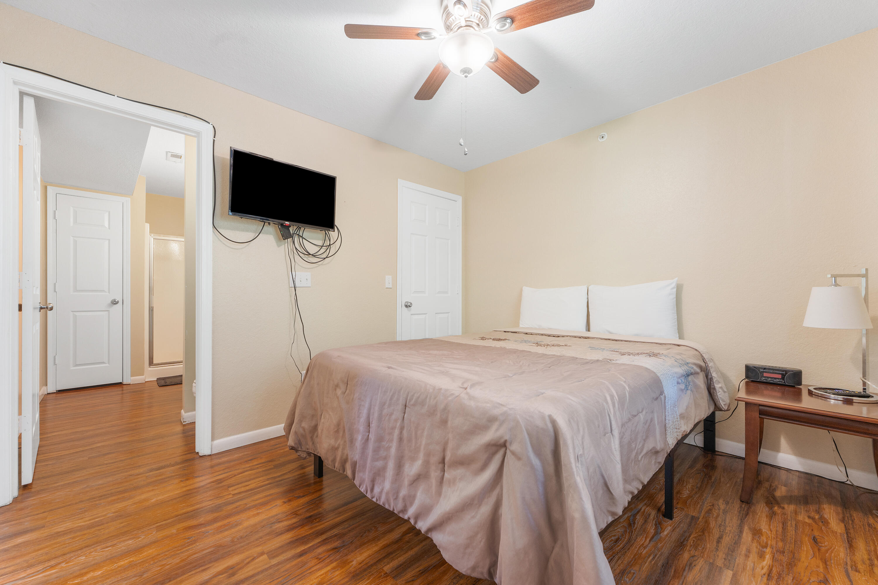 595 Timbercreek Road 301 Property Photo 16