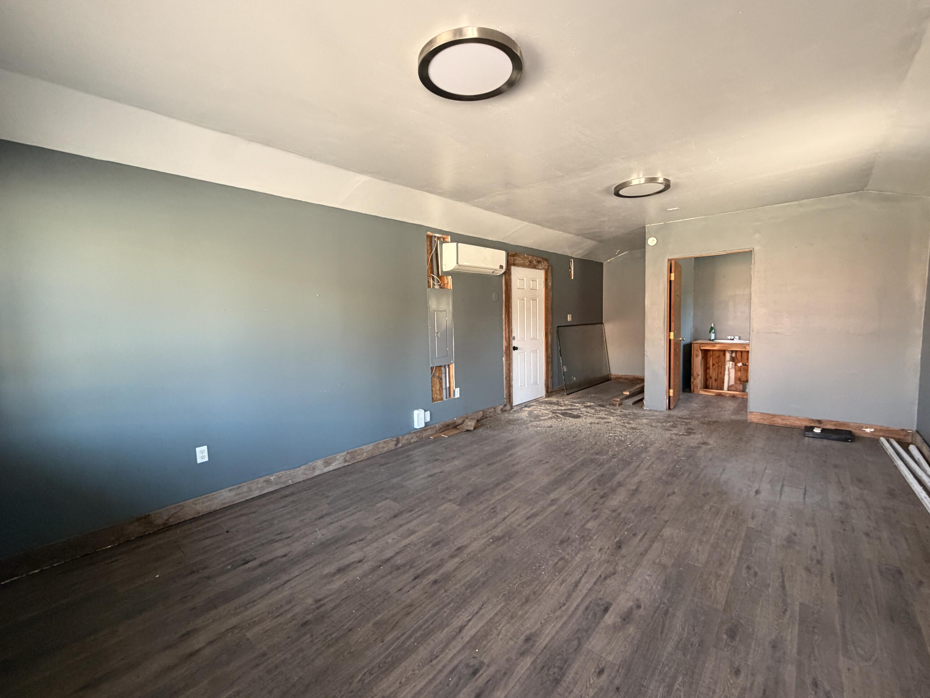 202 East Street Property Photo 12