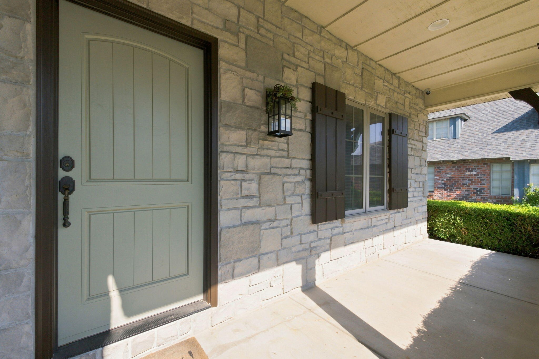 879 East Westchester Drive Property Photo 29