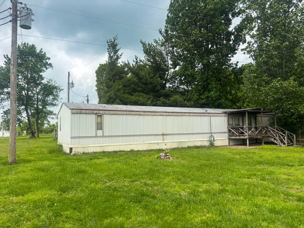 198 Martingale Drive Property Photo 1