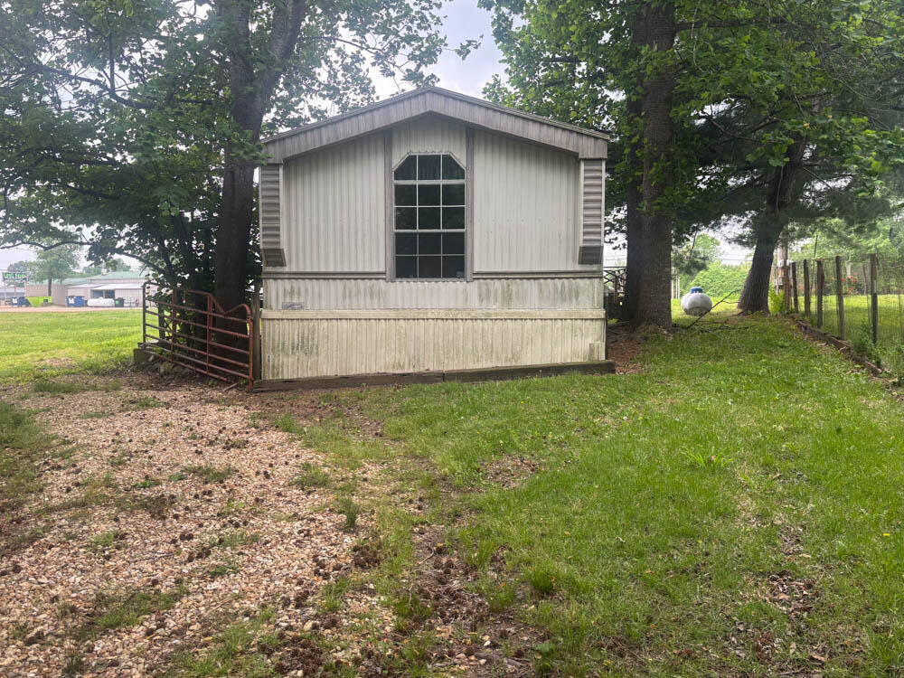 198 Martingale Drive Property Photo 2