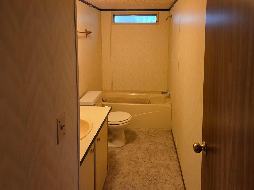 198 Martingale Drive Property Photo 18