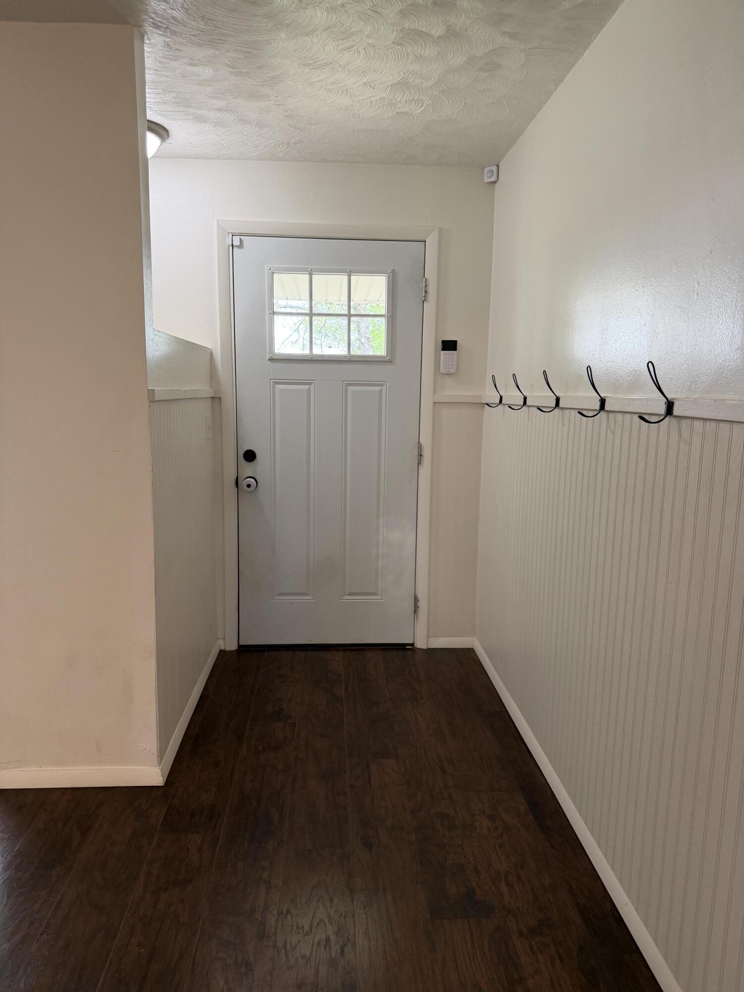 1113 North Walnut Street Property Photo 6