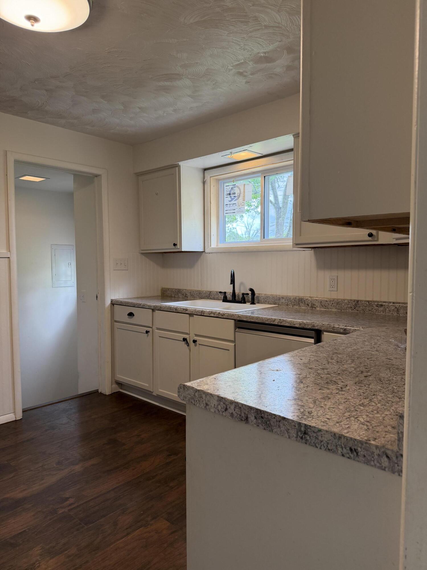 1113 North Walnut Street Property Photo 12