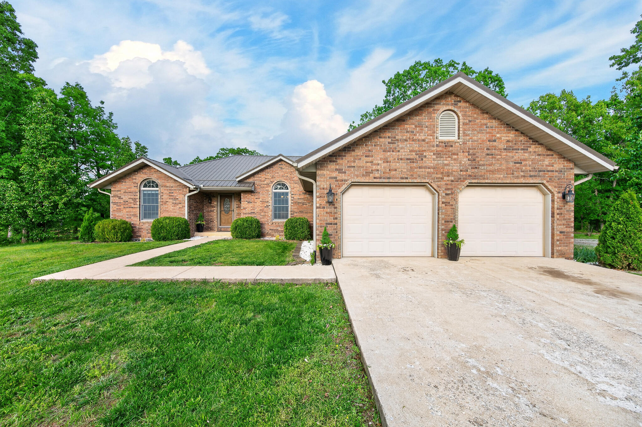 11164 Highway 5 Property Photo 1