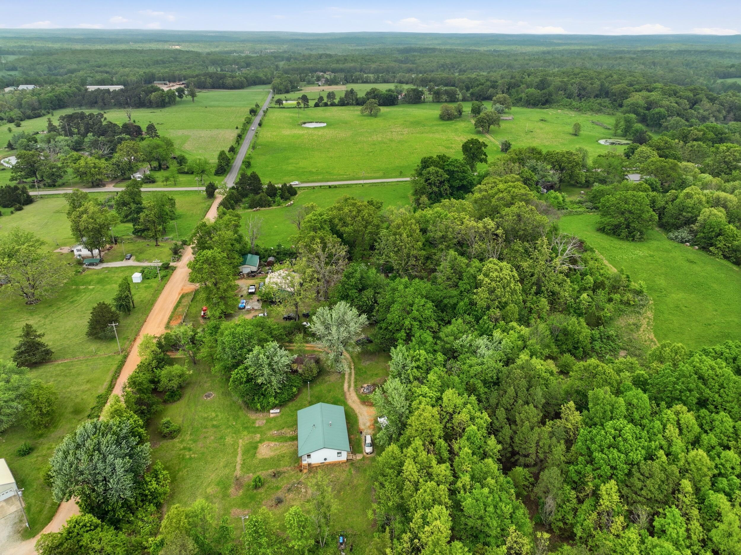 846 County Road 3450 Property Photo 5
