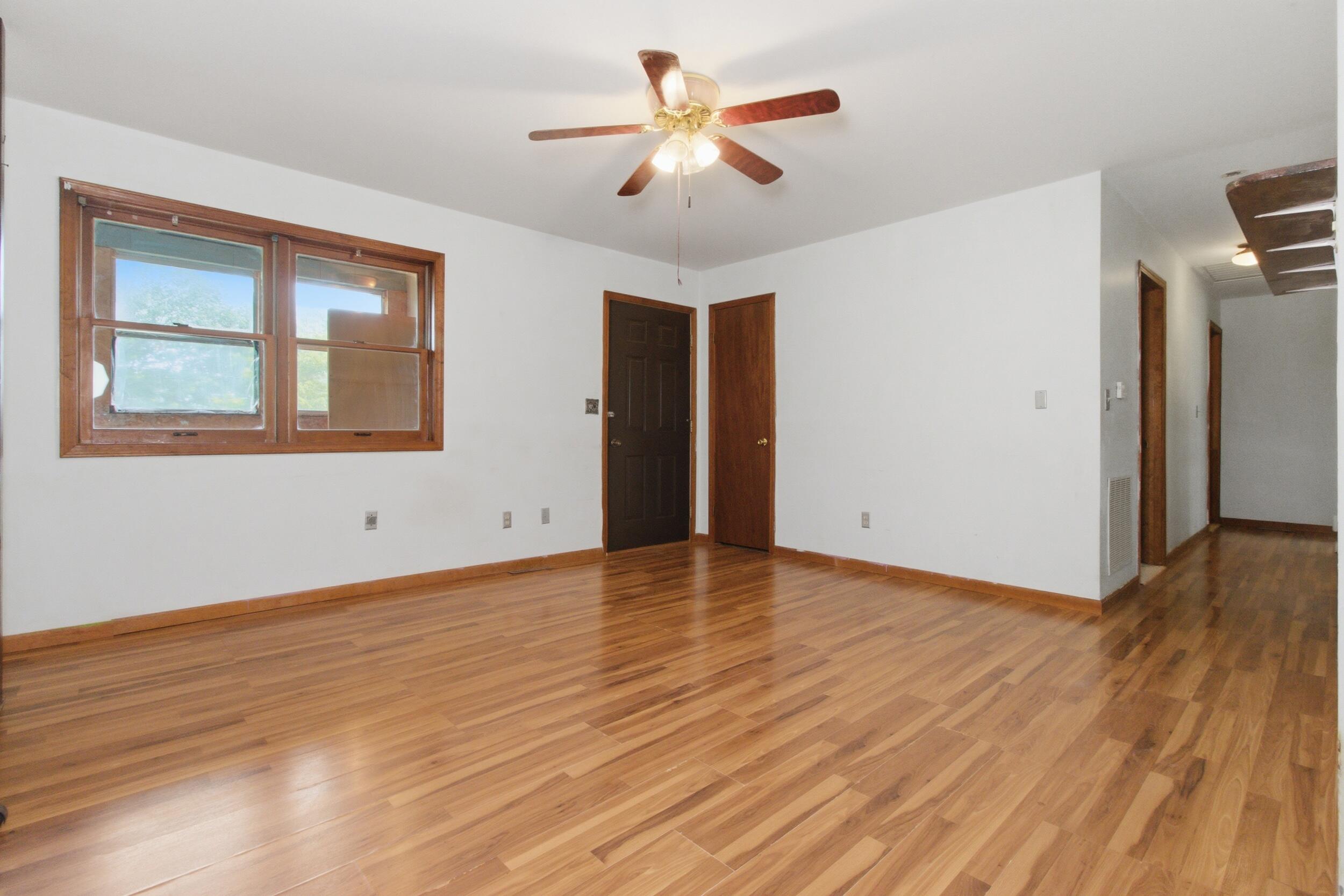 846 County Road 3450 Property Photo 10