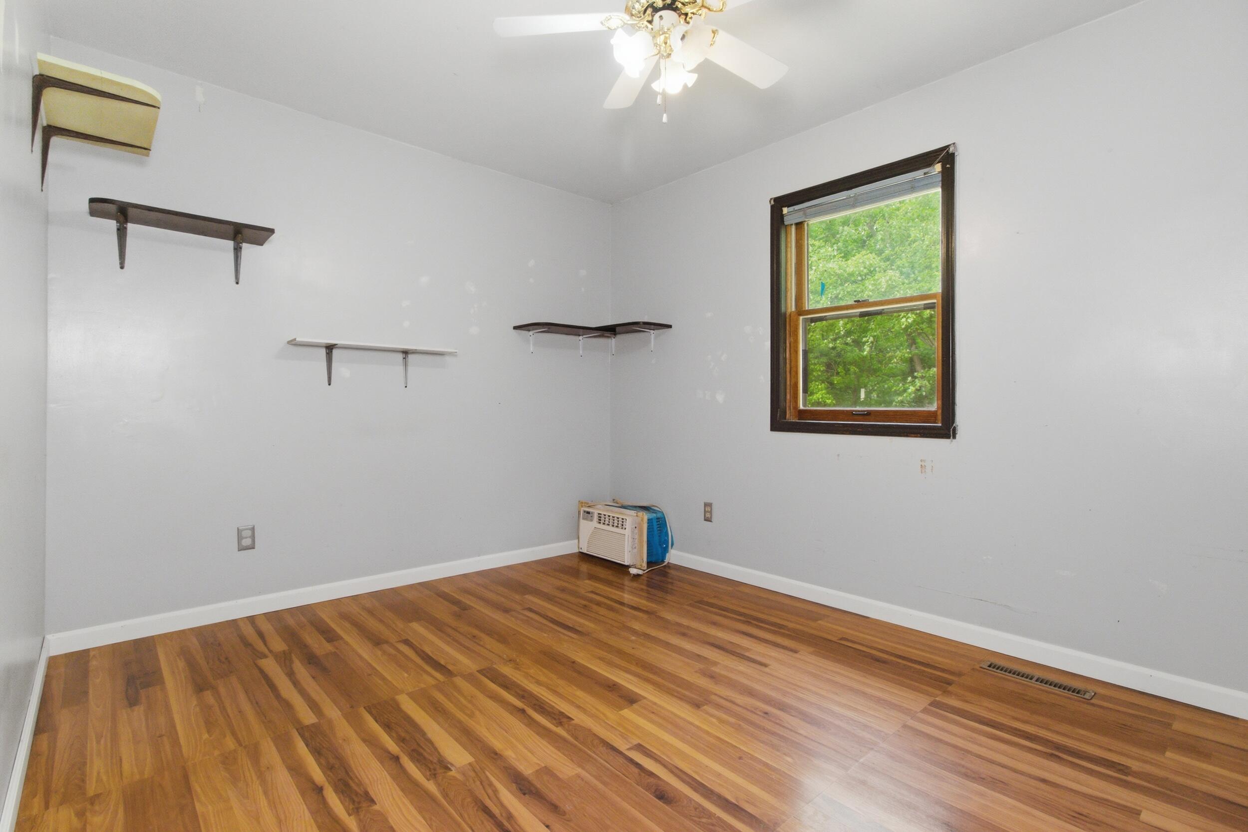 846 County Road 3450 Property Photo 16