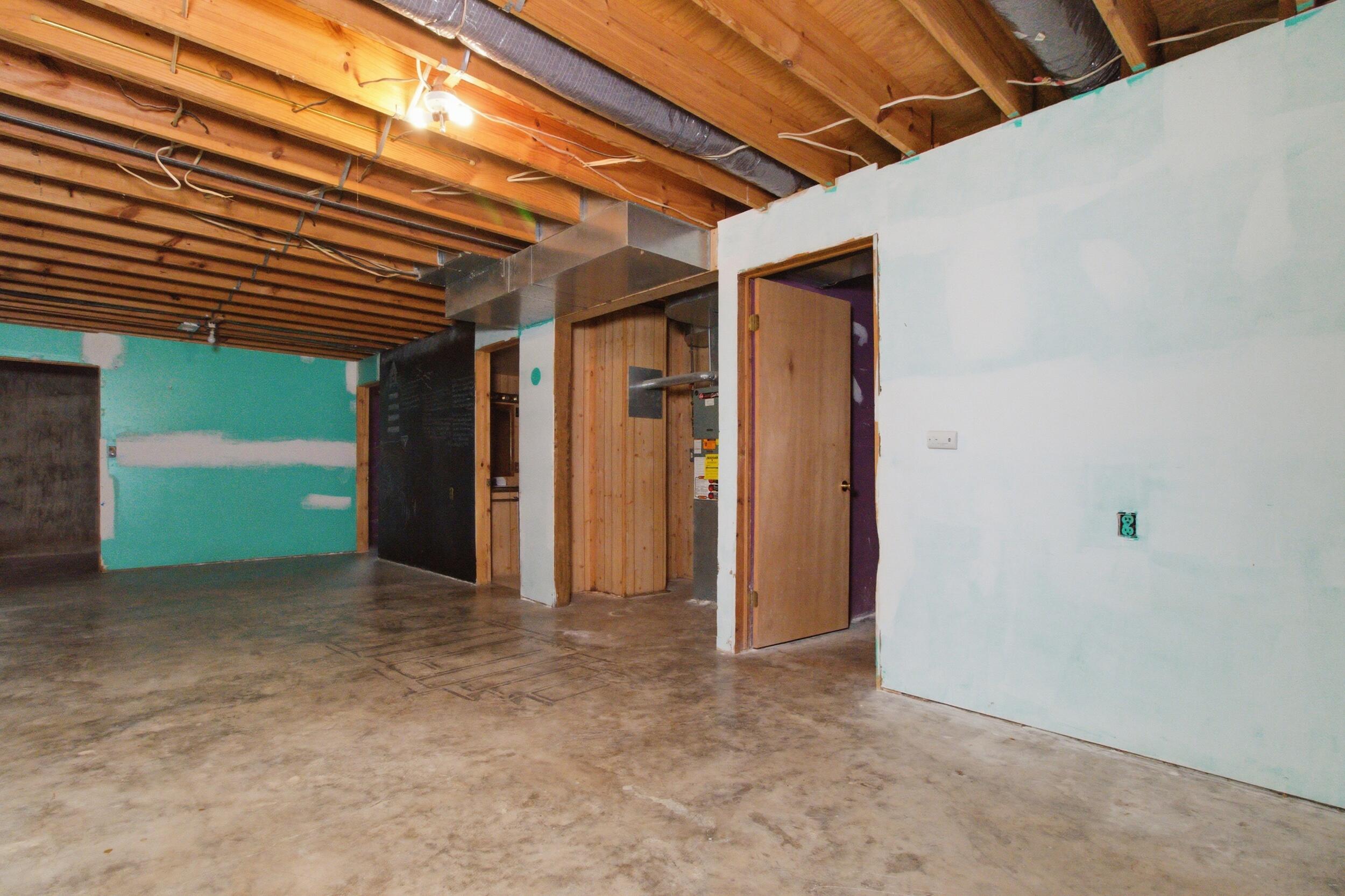 846 County Road 3450 Property Photo 29