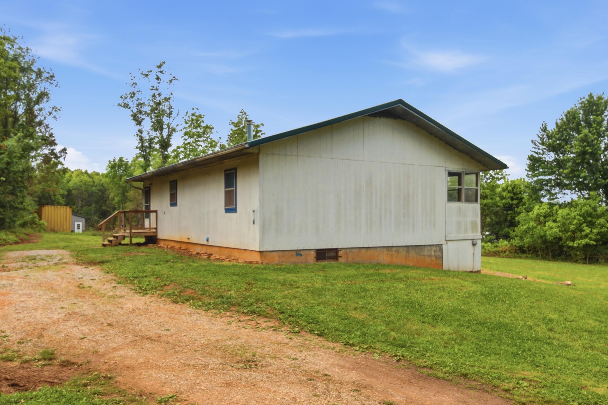 846 County Road 3450 Property Photo 38