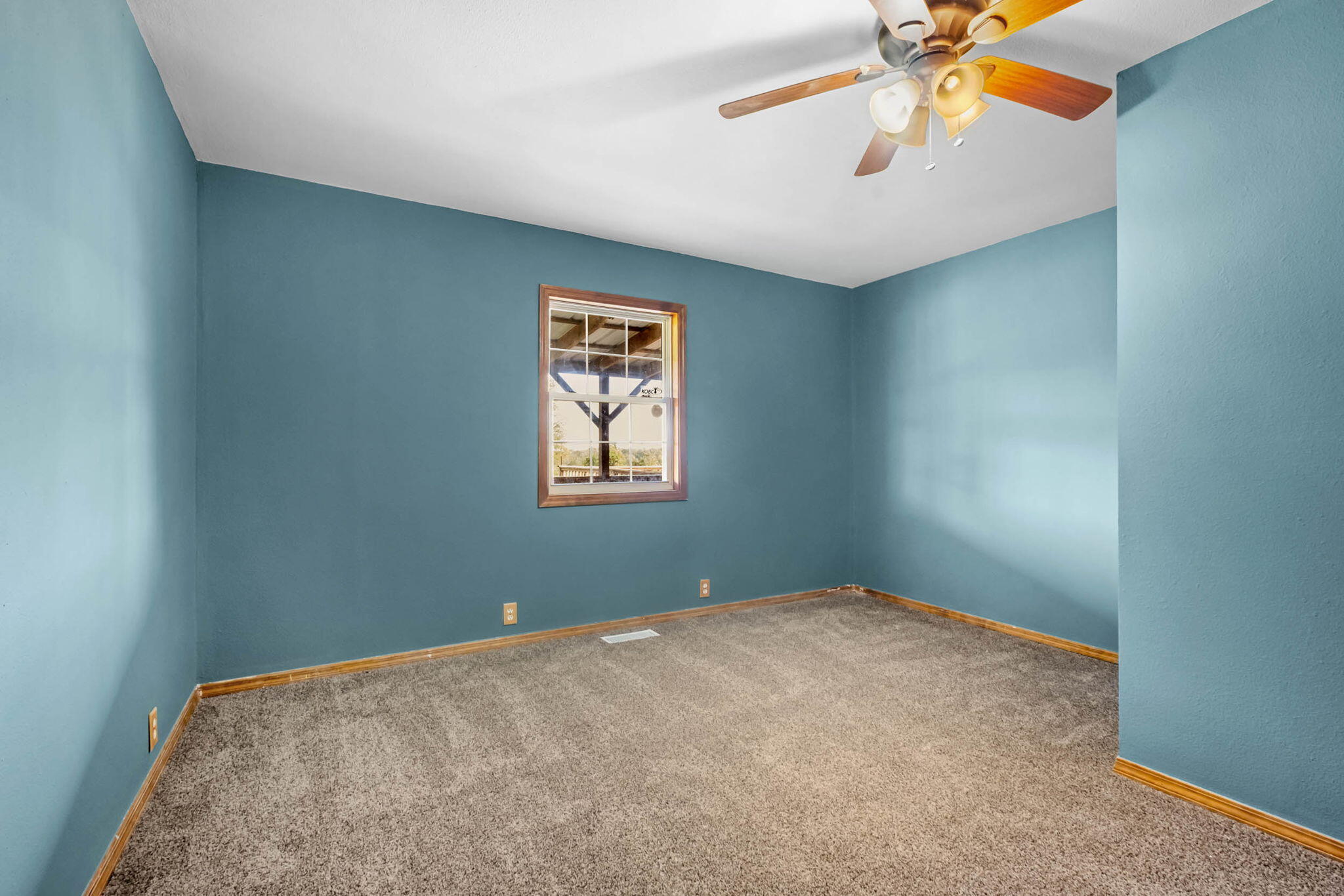 727 Banner Road Property Photo 16