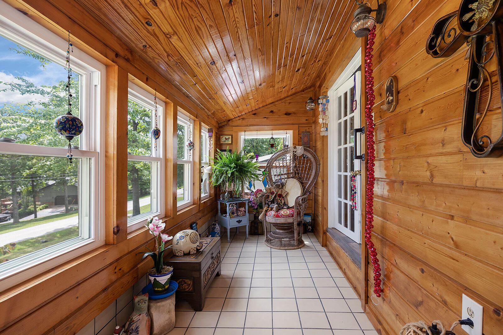 540 Dale Avenue Property Photo 16