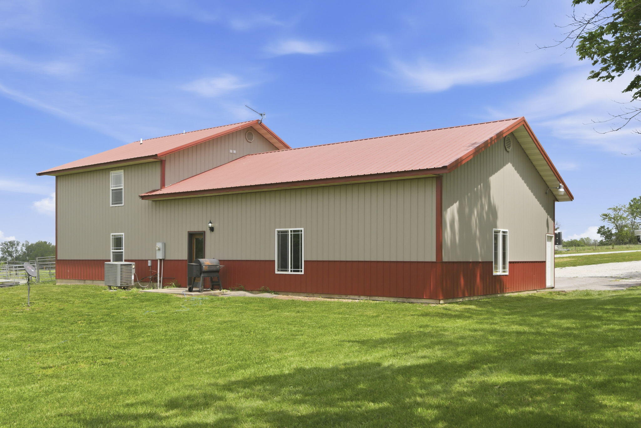 8903 North State Highway Z Property Photo 22