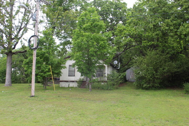 1647 County Road 806 Property Photo 1