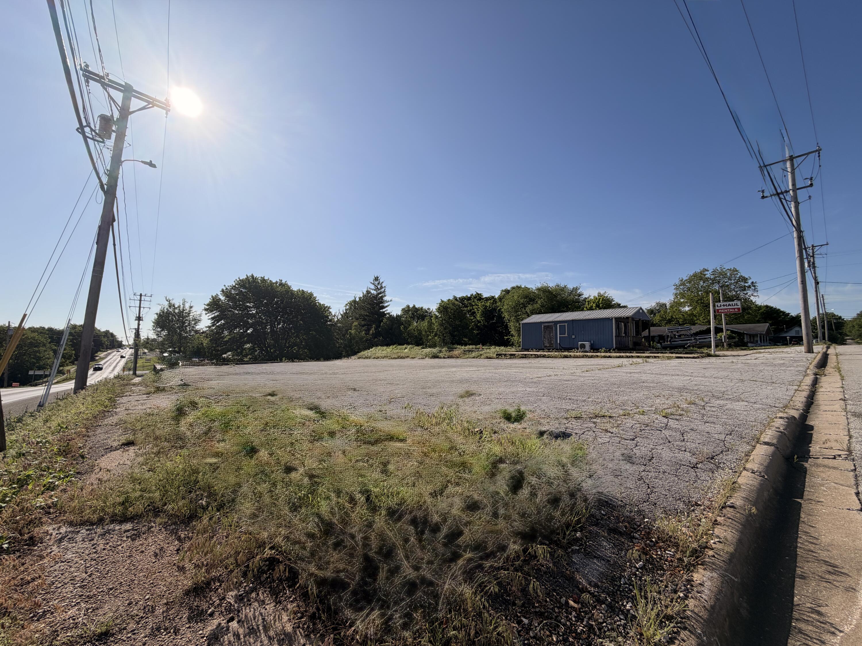 202 32 Street Property Photo 17