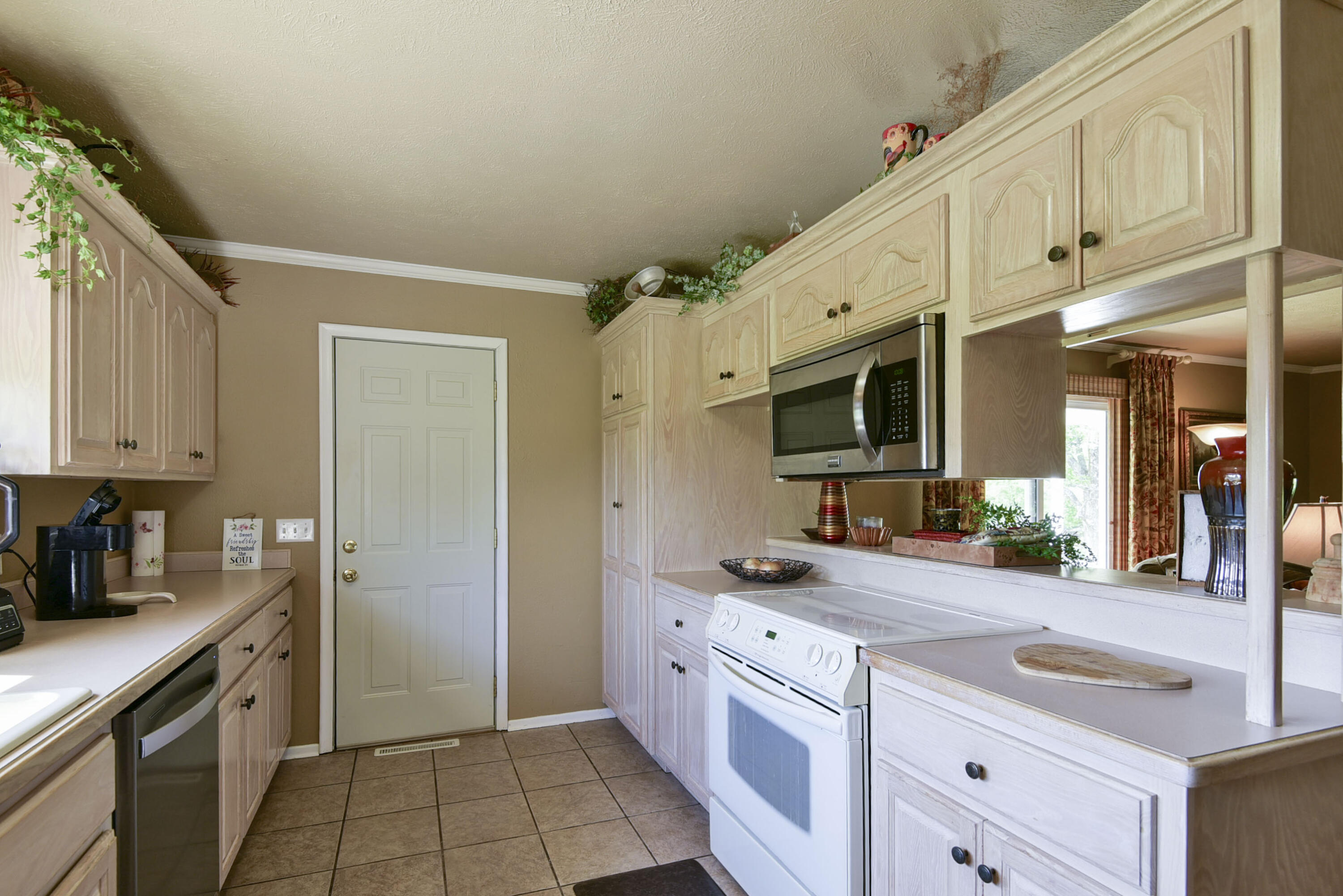 1338 Blackberry Lane Property Photo 12