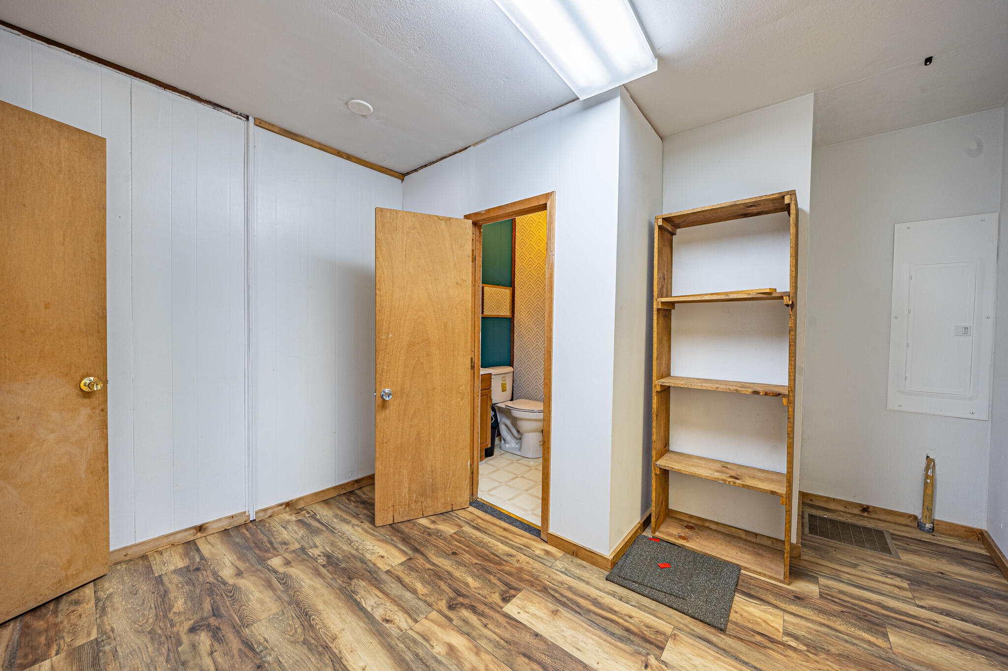 13075 U.s. 54 Property Photo 12