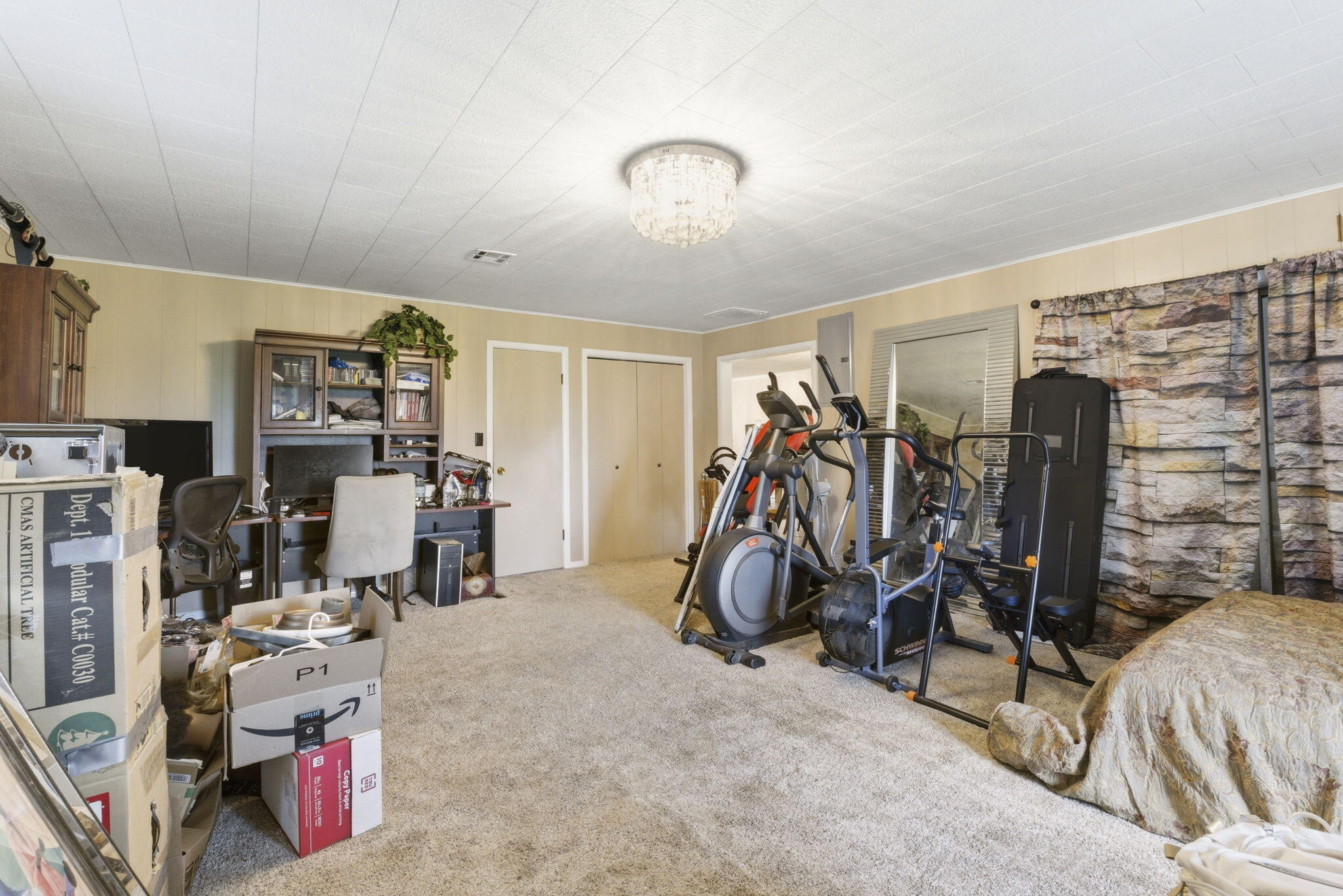 5825 Lawrence 1140 Property Photo 20