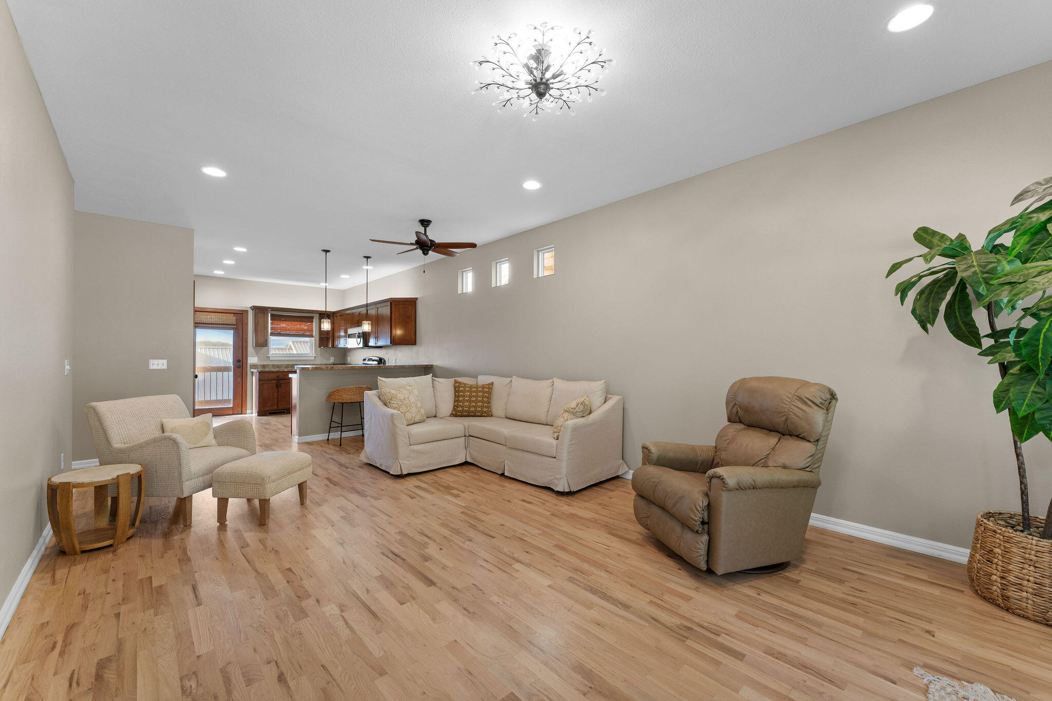 115 Cavanaugh Place Property Photo 5