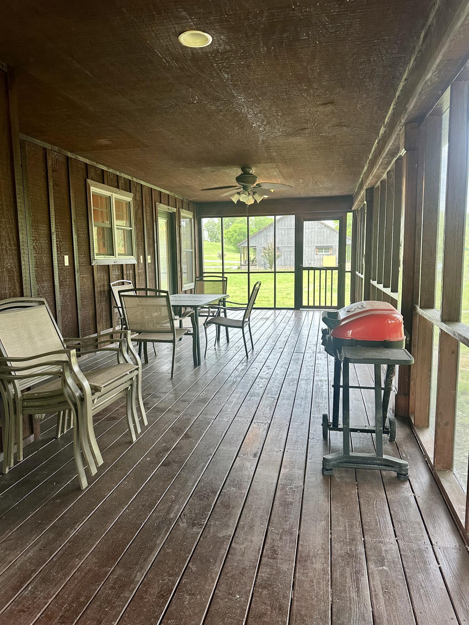 283 Big Trout Trail Property Photo 28