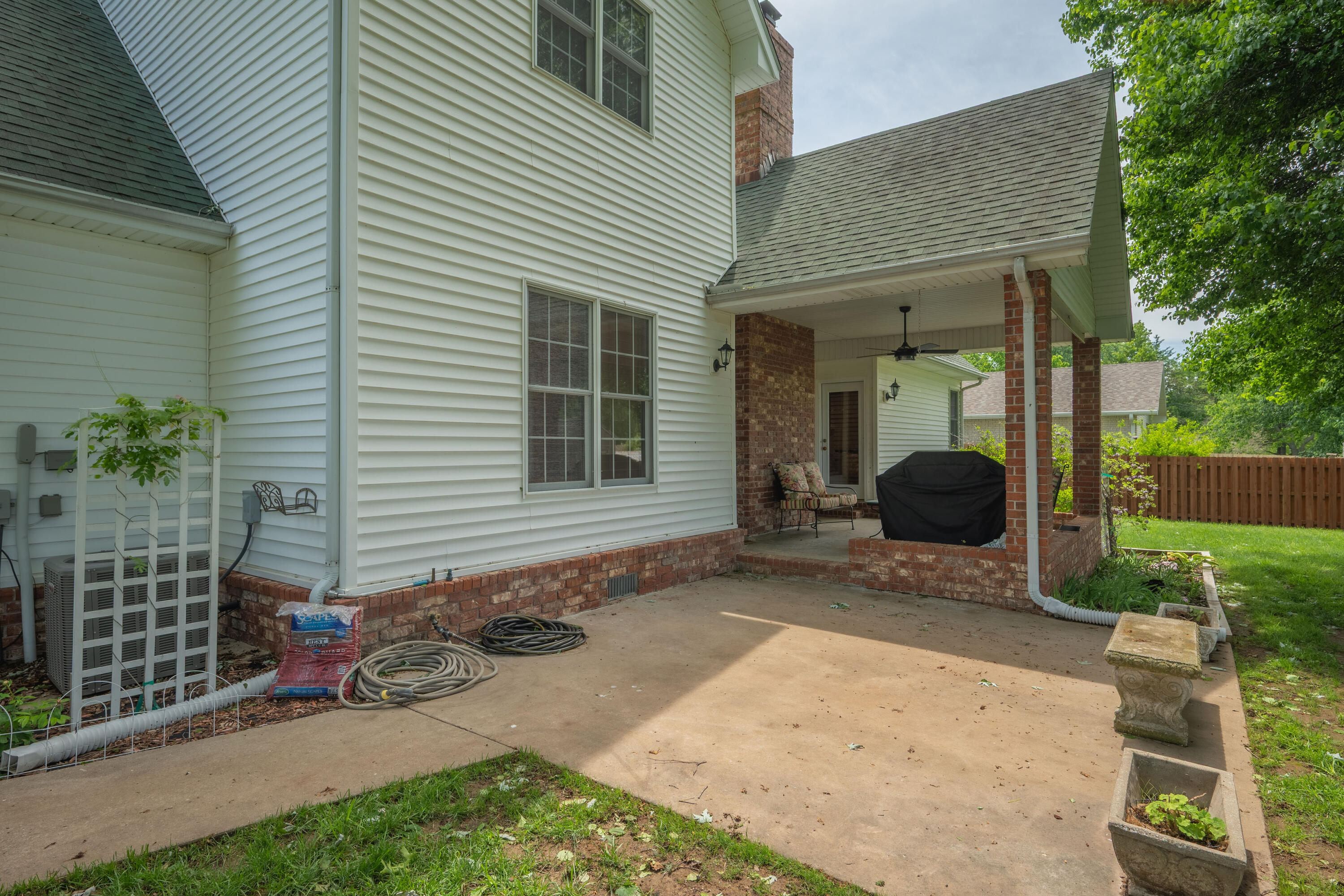1402 Dierker Drive Property Photo 9