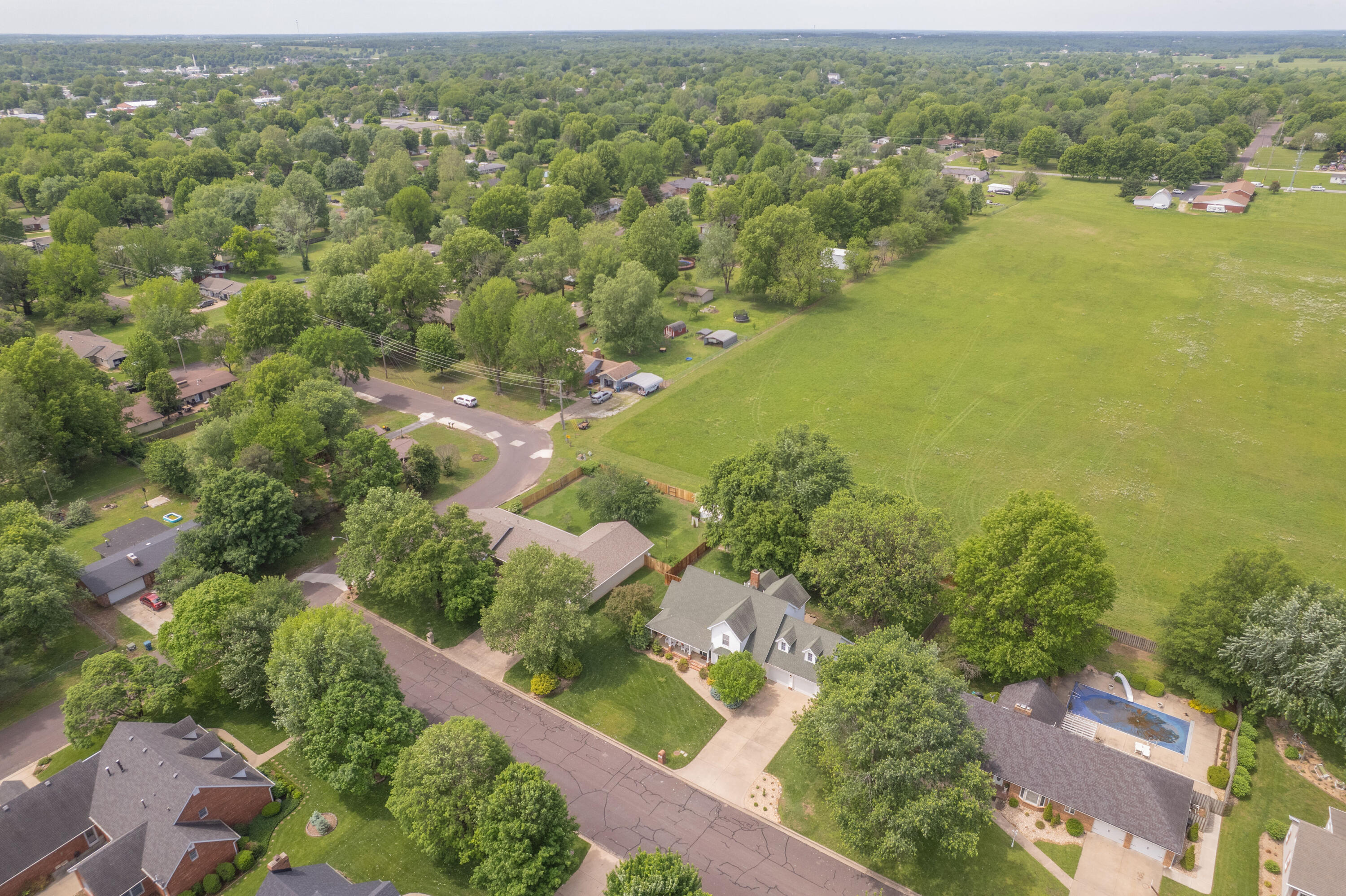 1402 Dierker Drive Property Photo 15