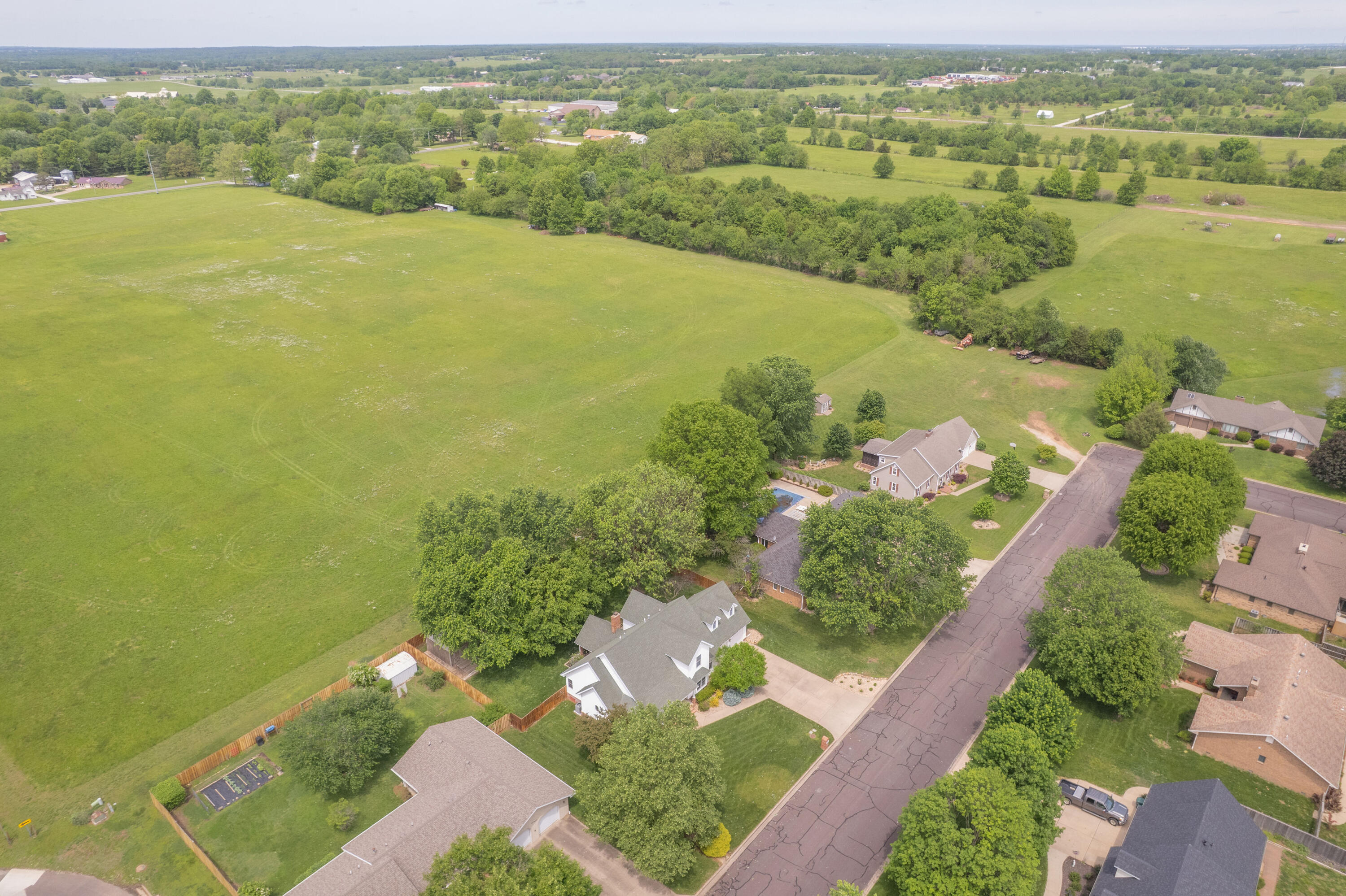 1402 Dierker Drive Property Photo 16