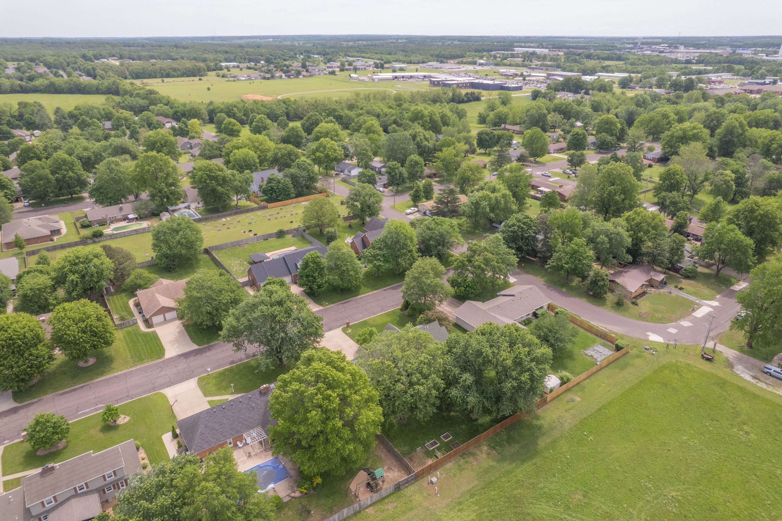 1402 Dierker Drive Property Photo 18