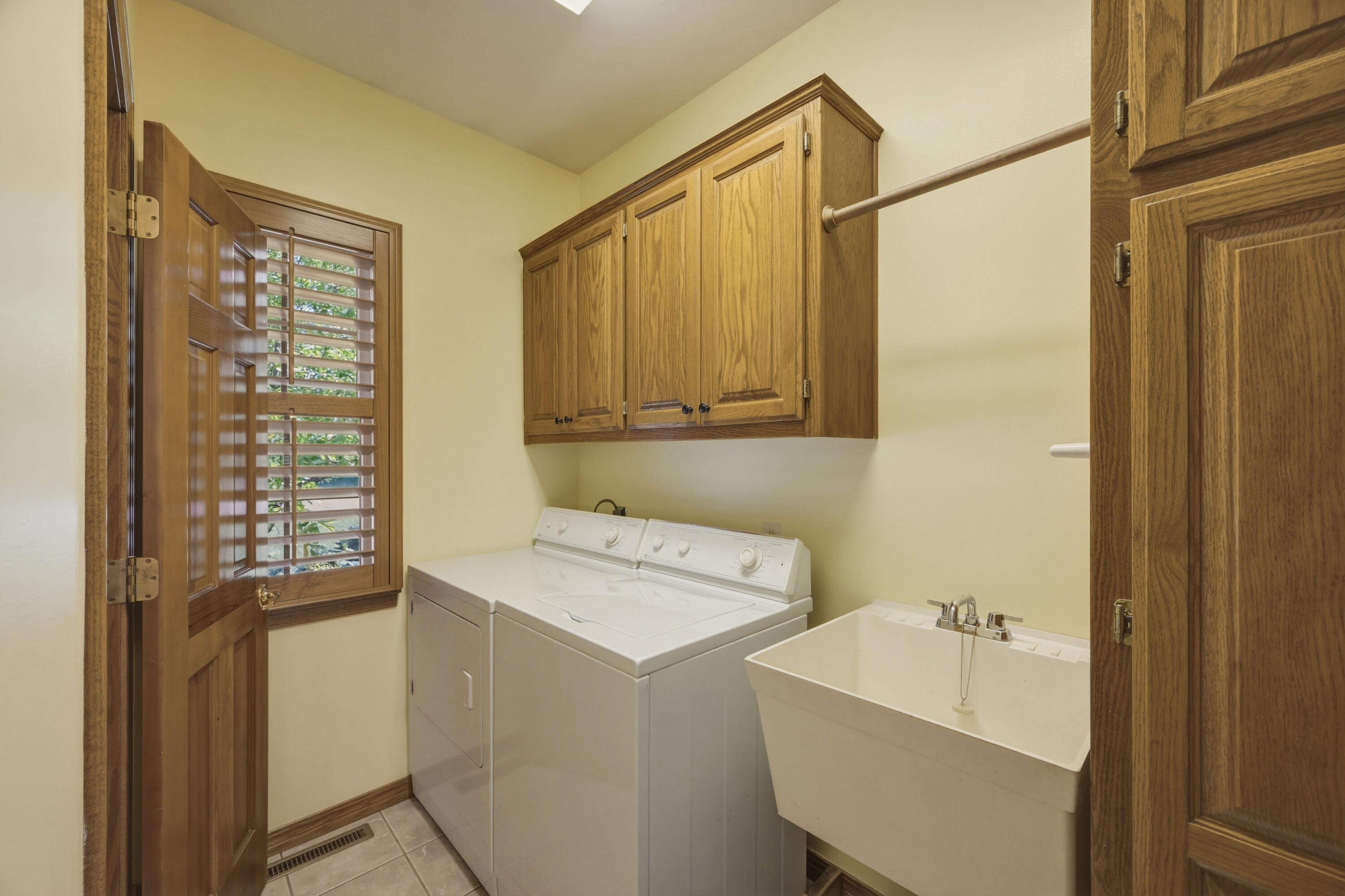 1402 Dierker Drive Property Photo 46