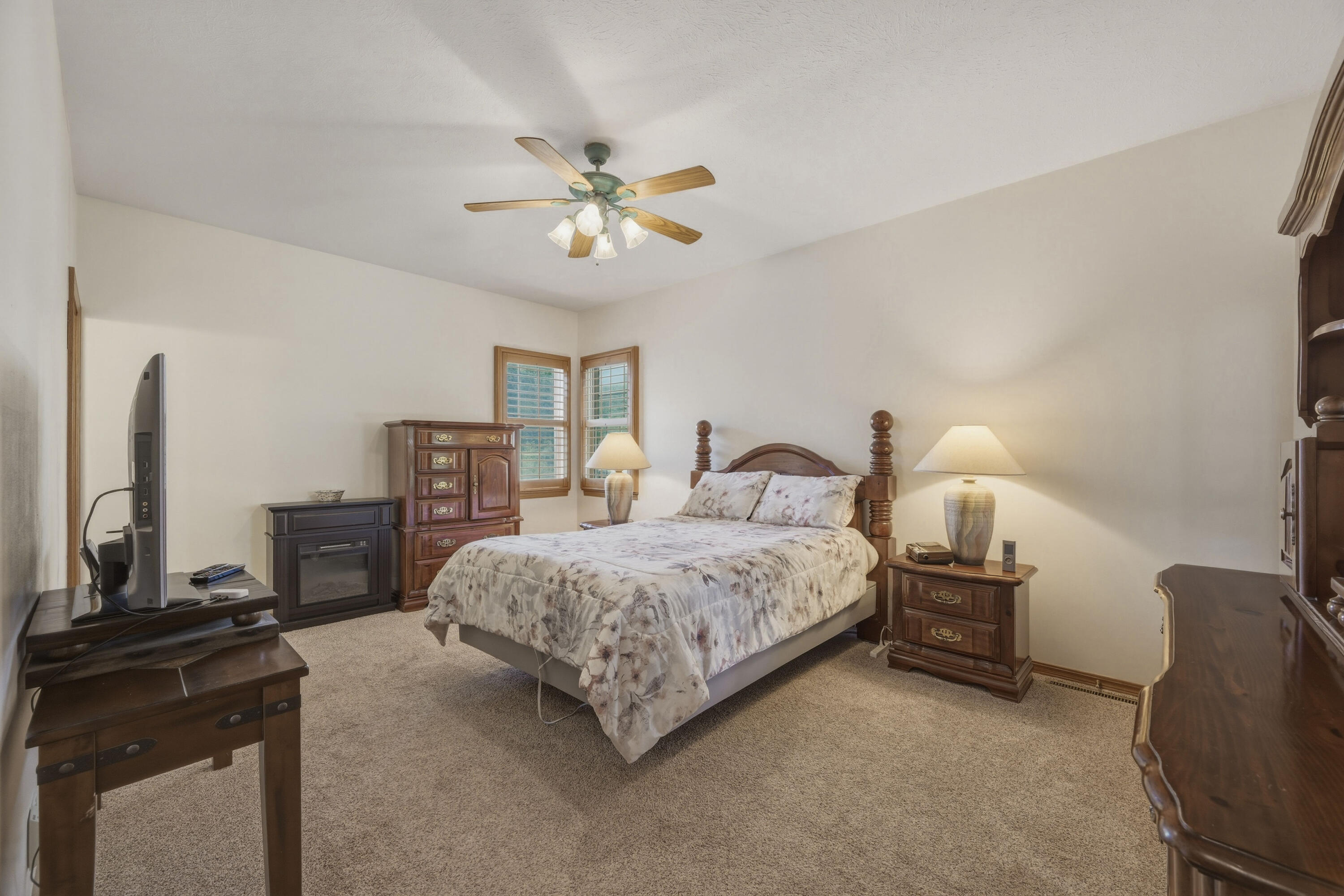 1402 Dierker Drive Property Photo 48