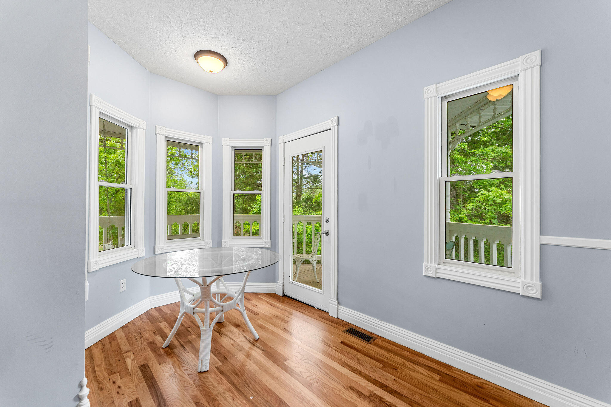 1482 Lake Shore Drive Property Photo 21