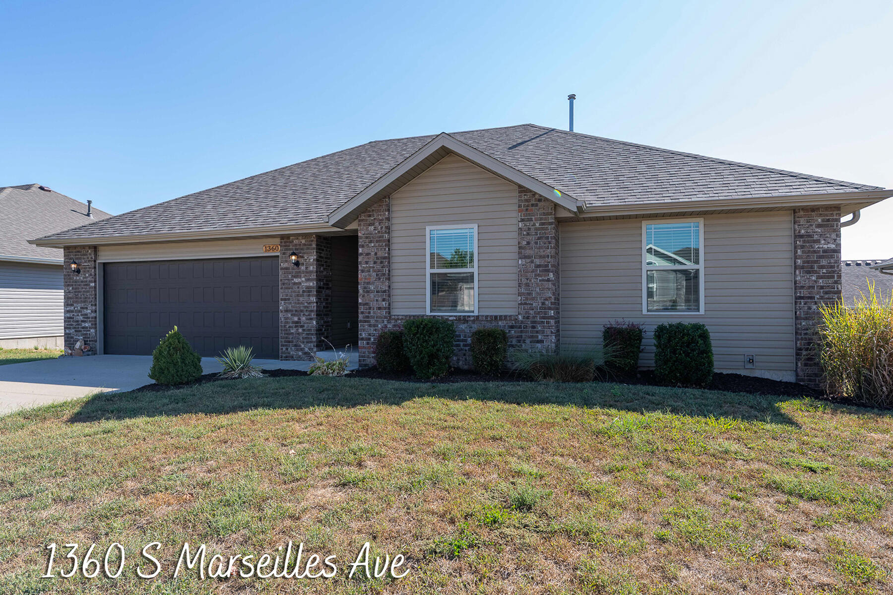 1360 South Marseilles Avenue Property Photo 2