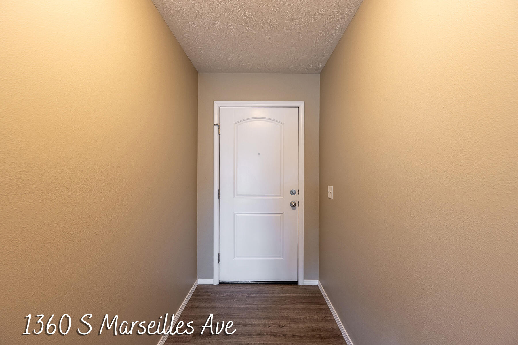 1360 South Marseilles Avenue Property Photo 4