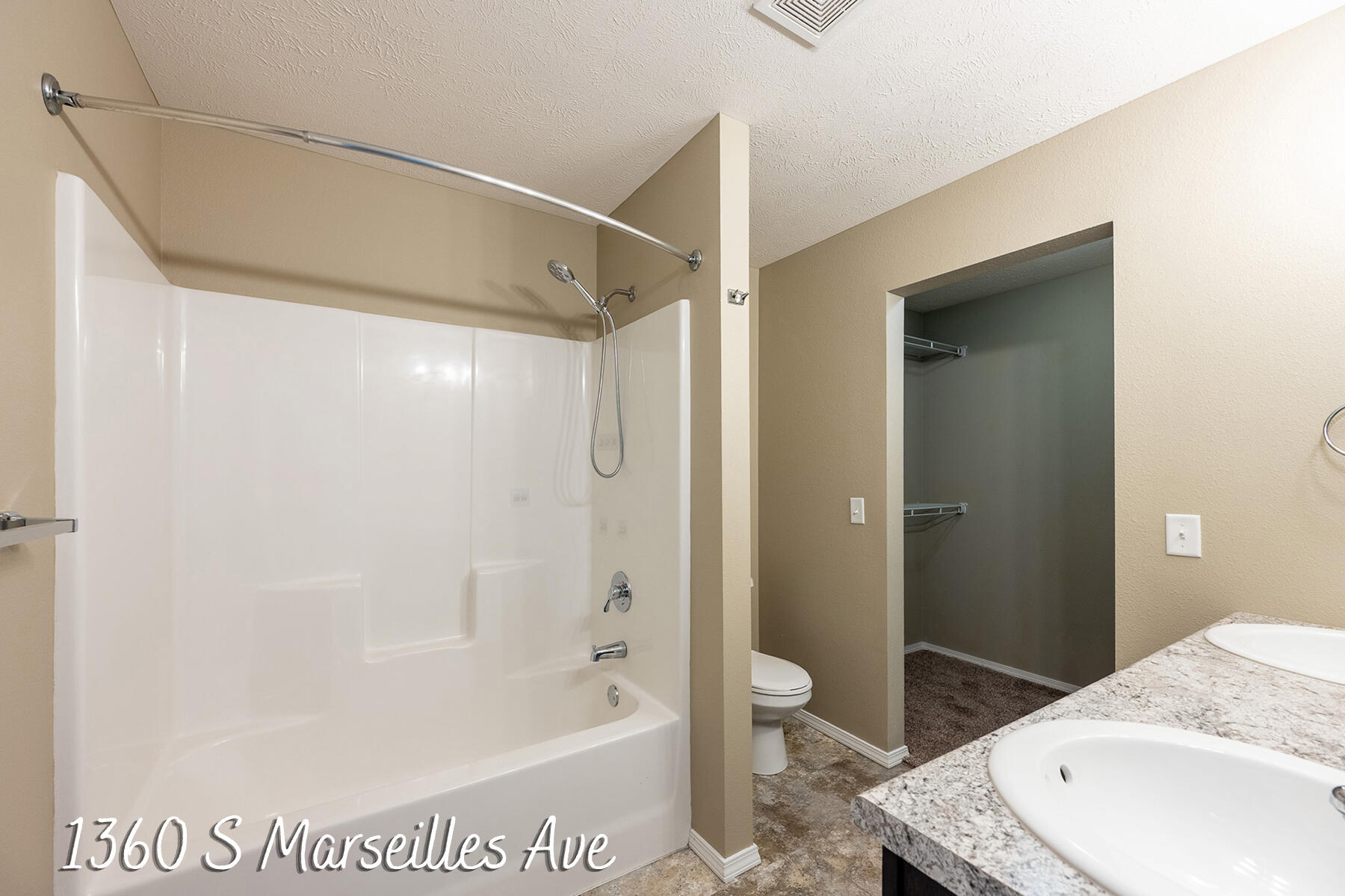 1360 South Marseilles Avenue Property Photo 20