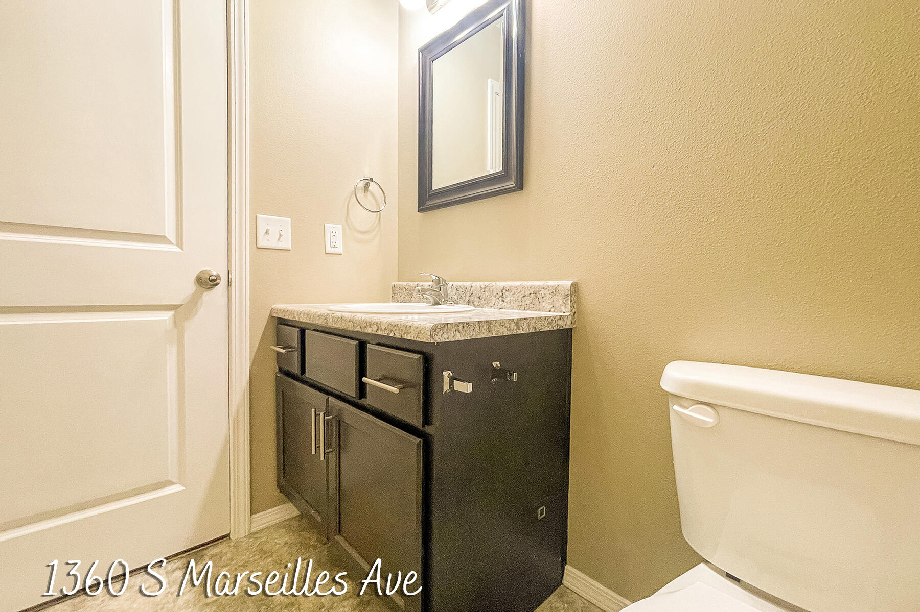 1360 South Marseilles Avenue Property Photo 30