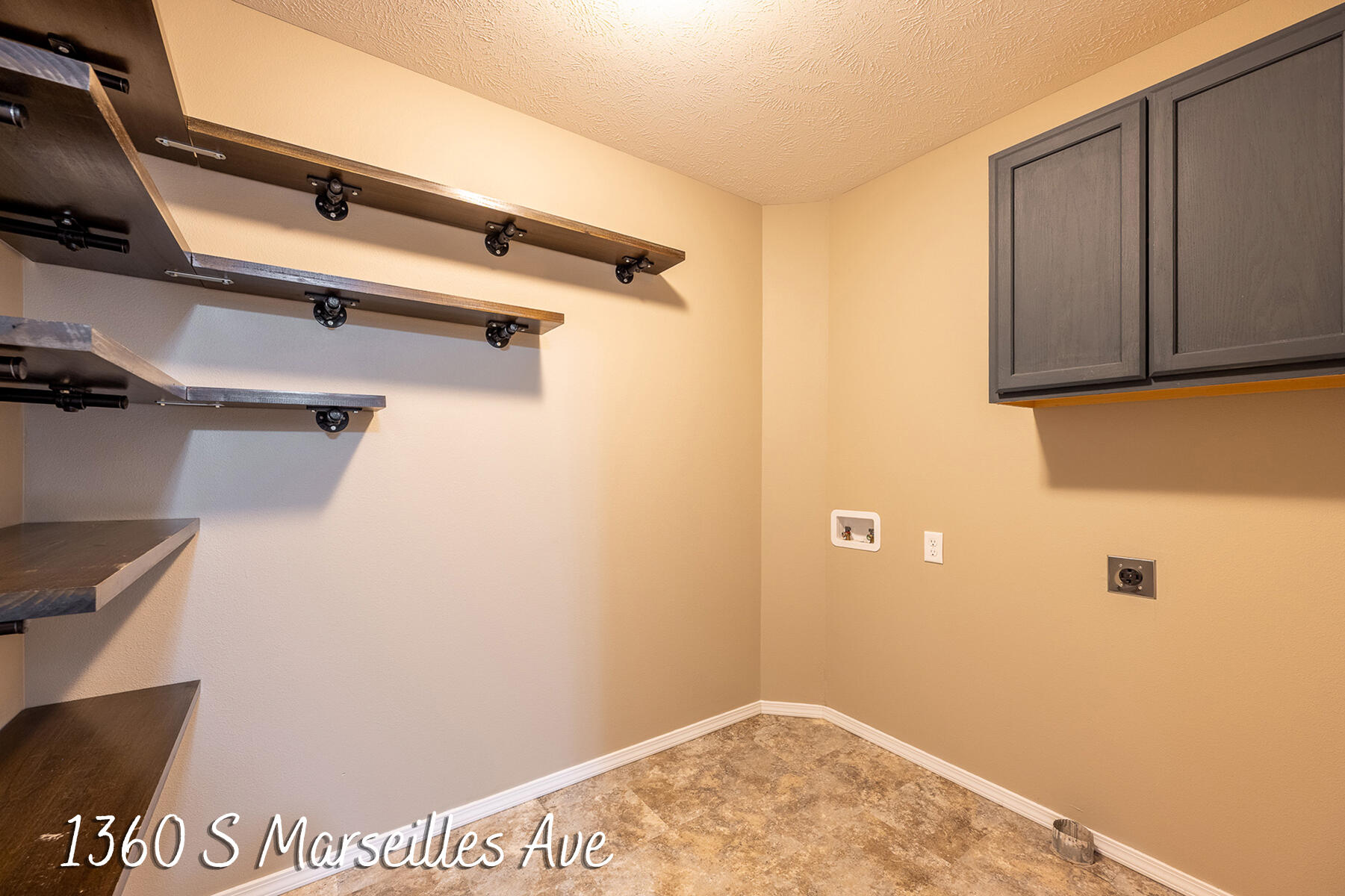 1360 South Marseilles Avenue Property Photo 35