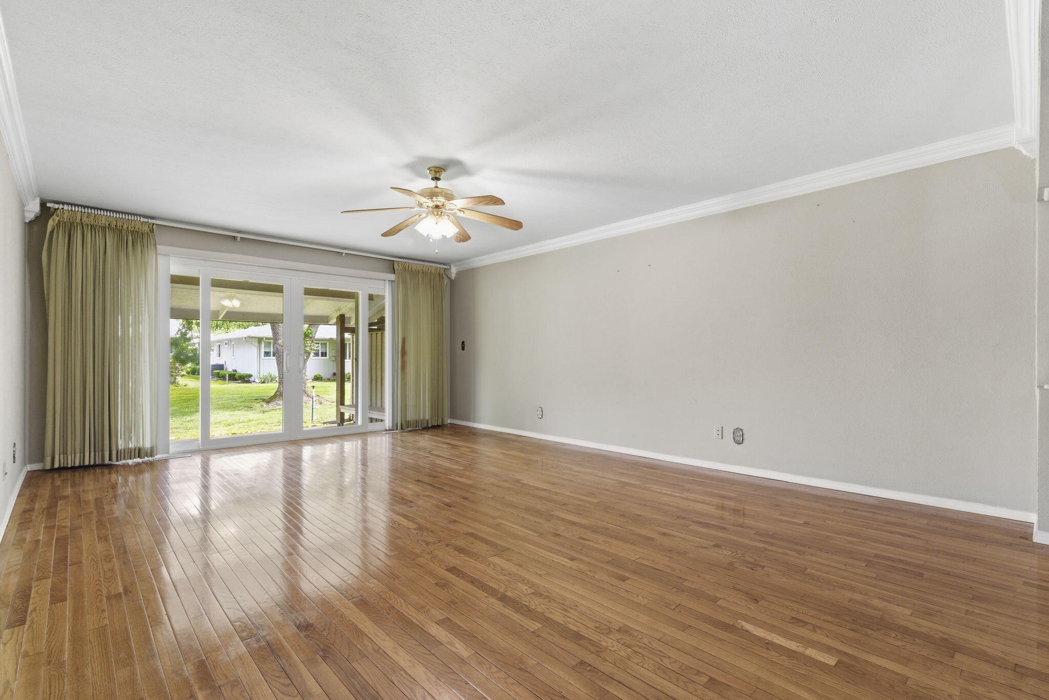 26 Oak Court Property Photo 16