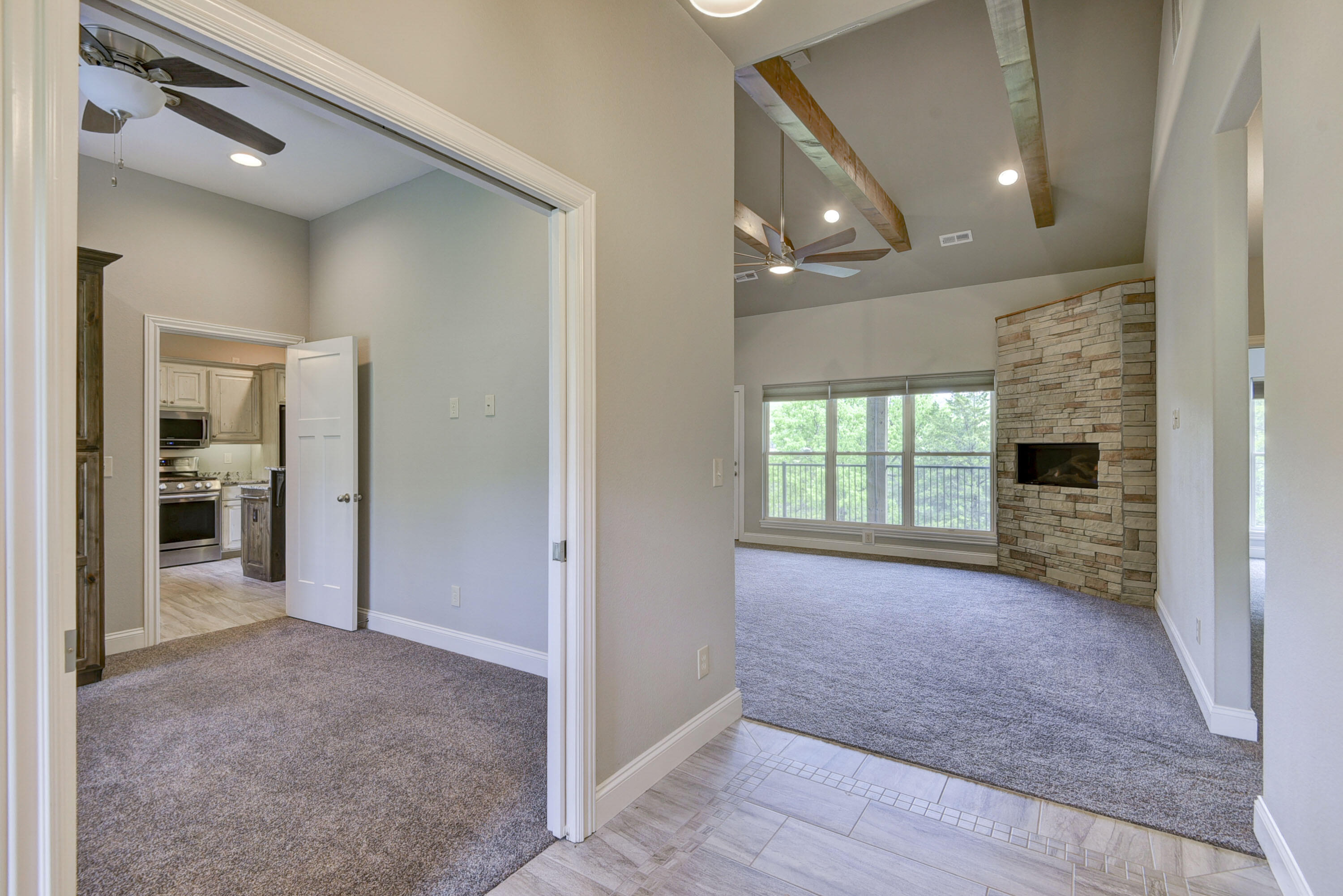 112 Cedar Bluff Property Photo 3