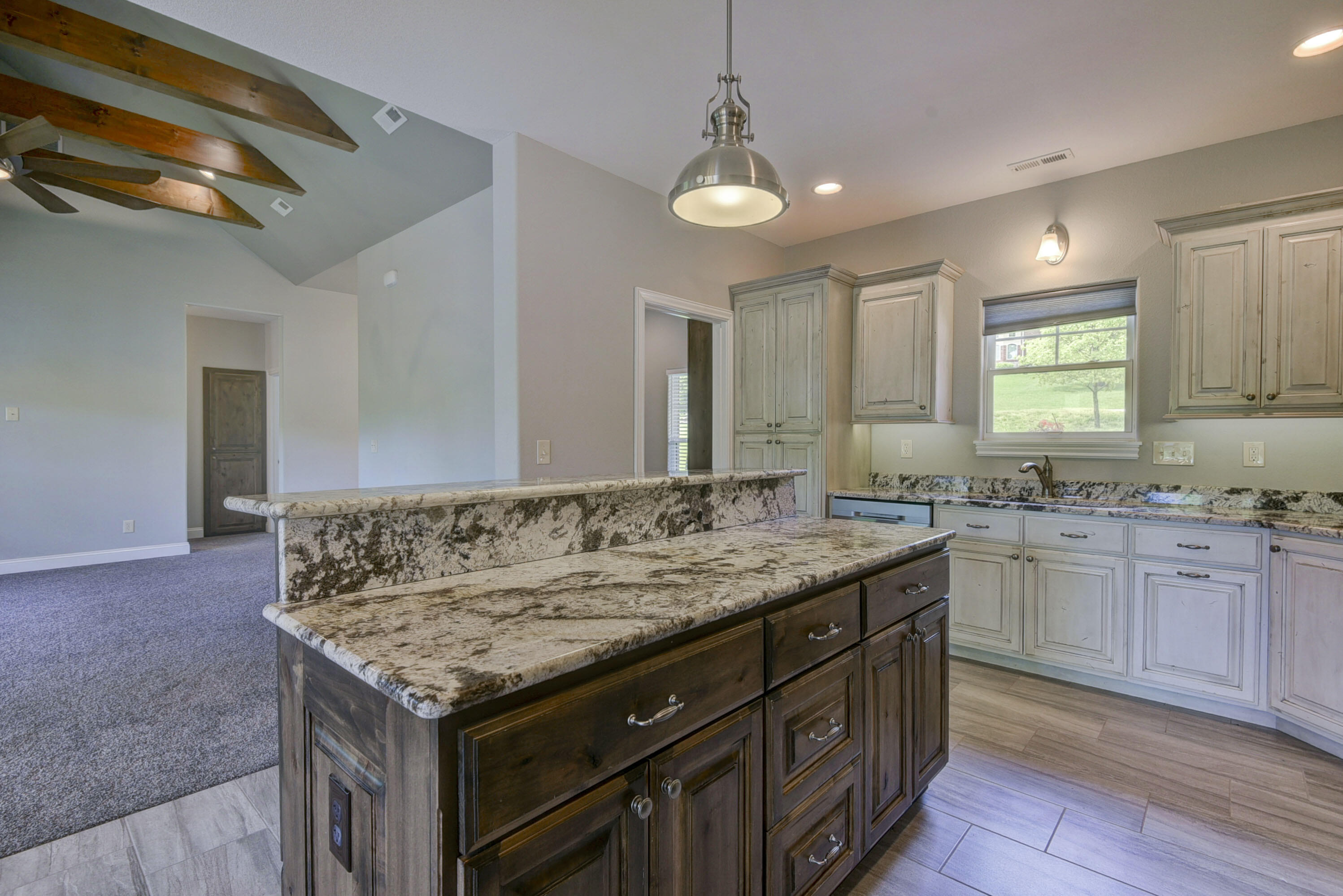 112 Cedar Bluff Property Photo 13