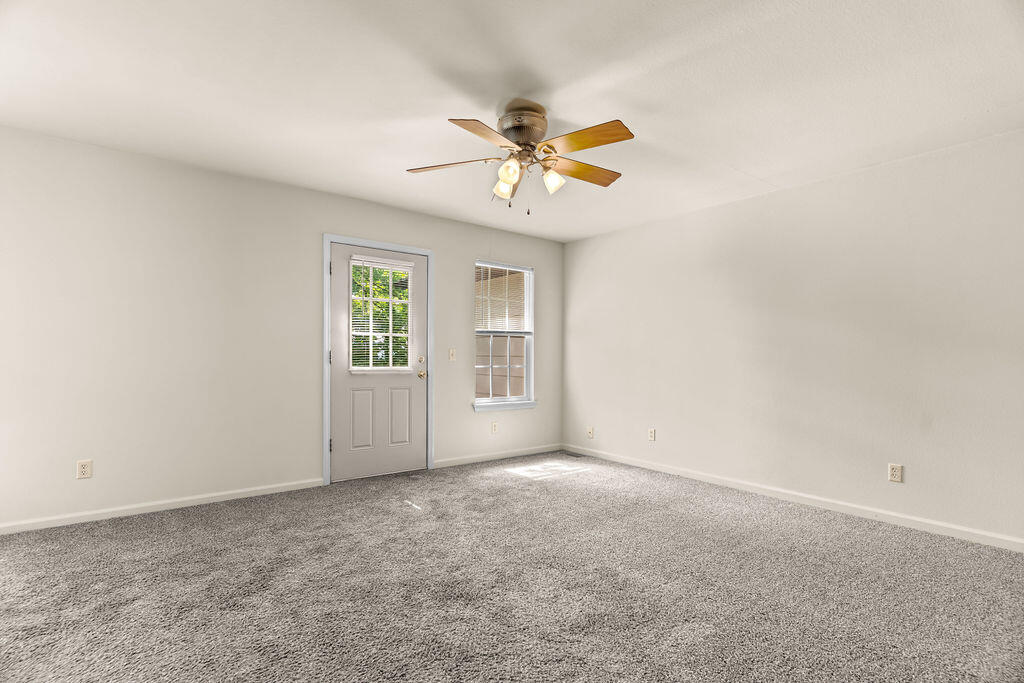 167-169 Oak Hill Street Property Photo 15