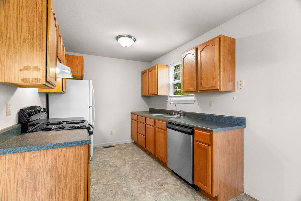 167-169 Oak Hill Street Property Photo 18