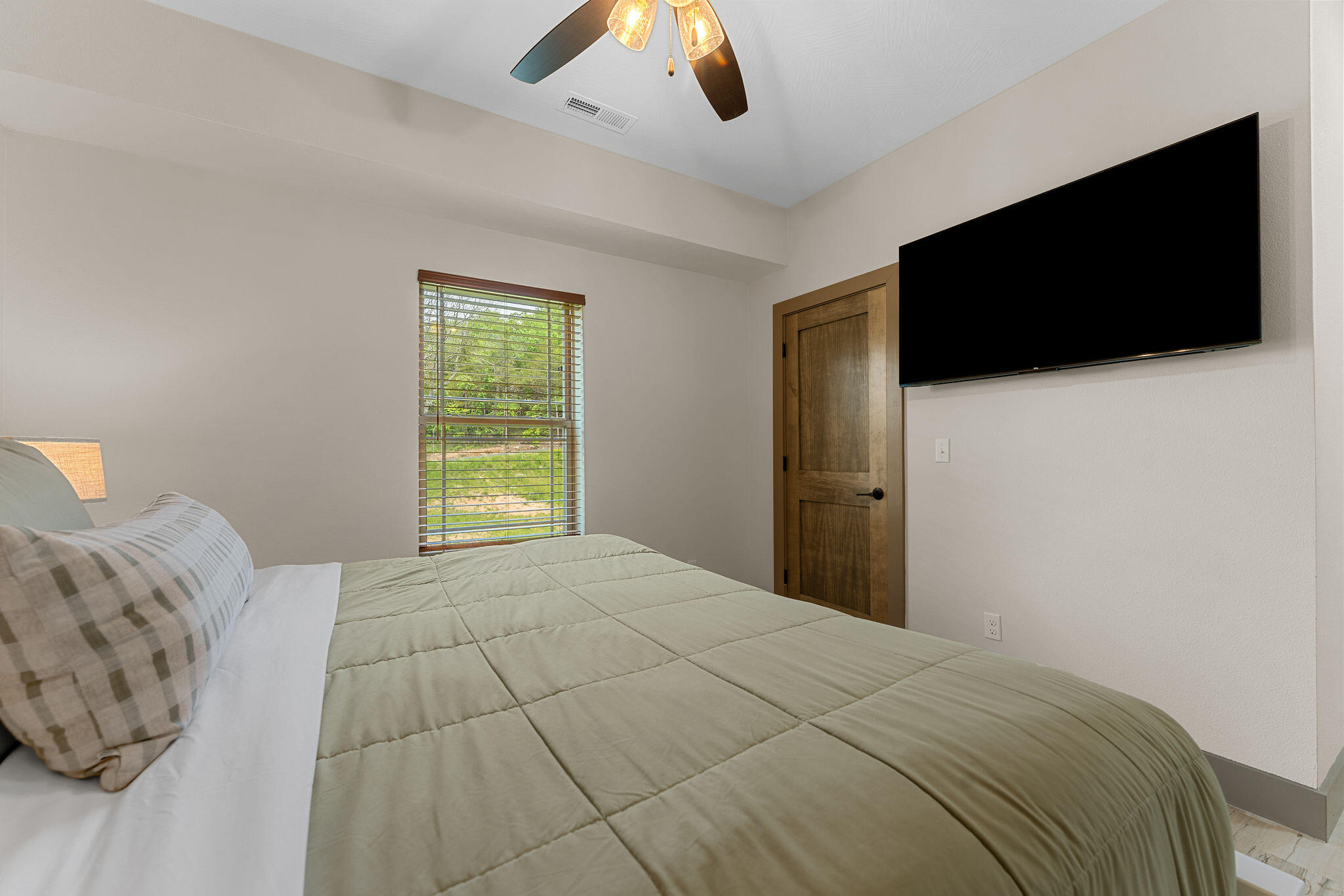 162 Ravine Roadway 30 Property Photo 23