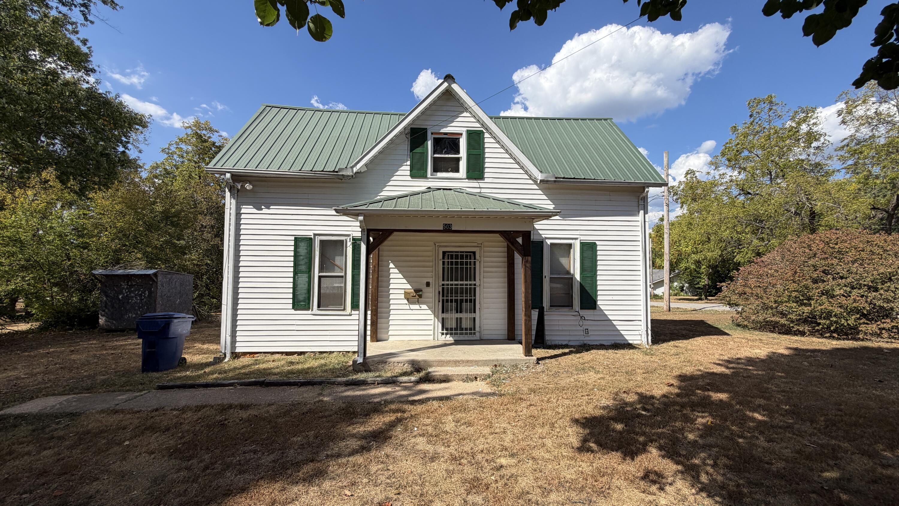 503 Oak Street Property Photo 1